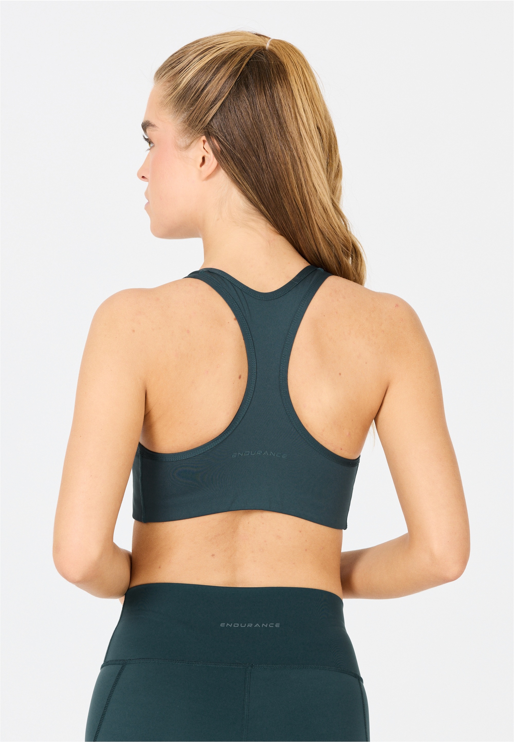 ENDURANCE Sport-BH »Alanie«, mit bequemen Cups und Racerback-Design
