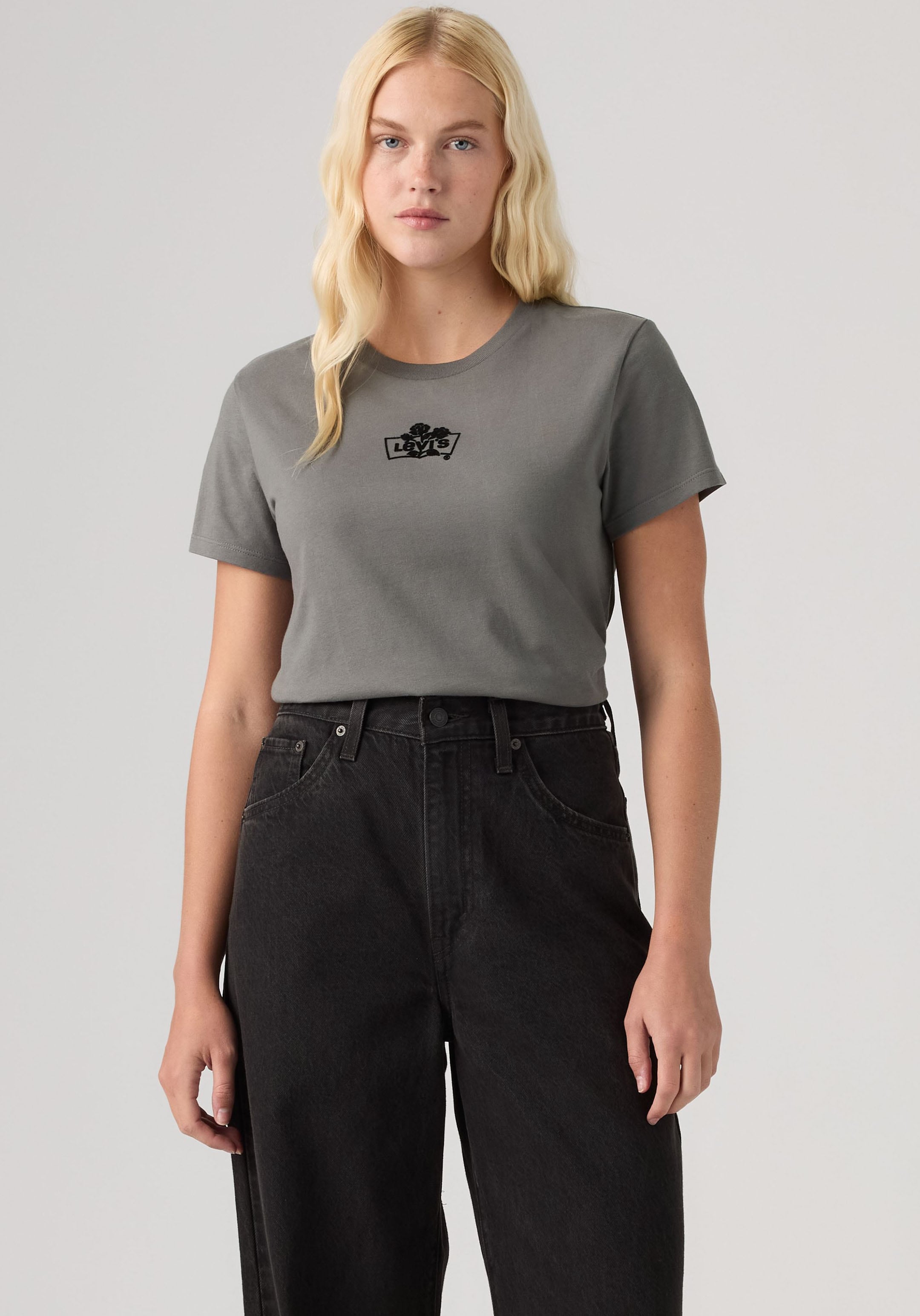 Levis 1100000002199 "THE PERFECT TEE" mit Batwing-Logoprint