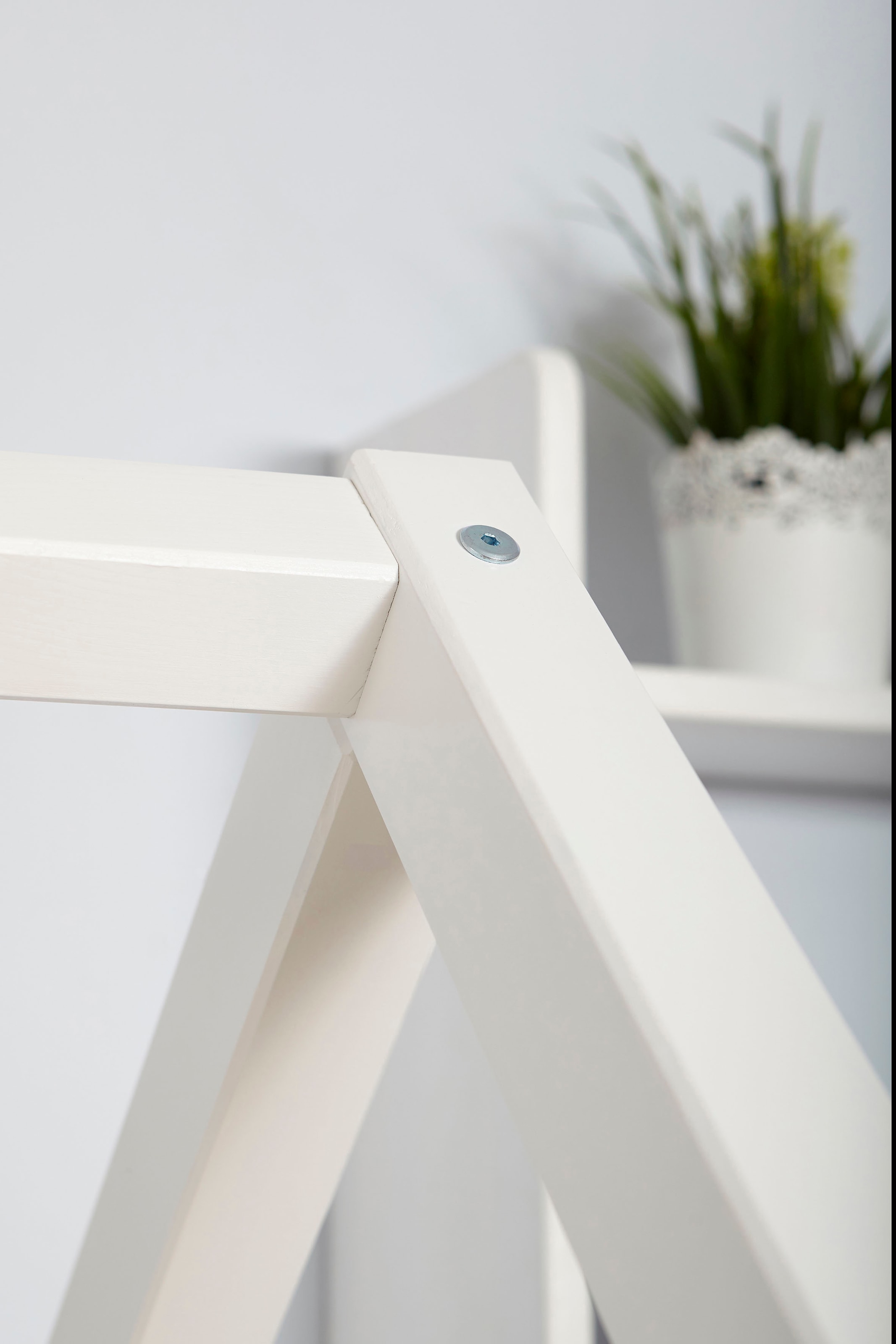 Ticaa Hausbett »Traumhaus«, Hausbett, aus Kiefer Massivholz, inkl. Rollrost