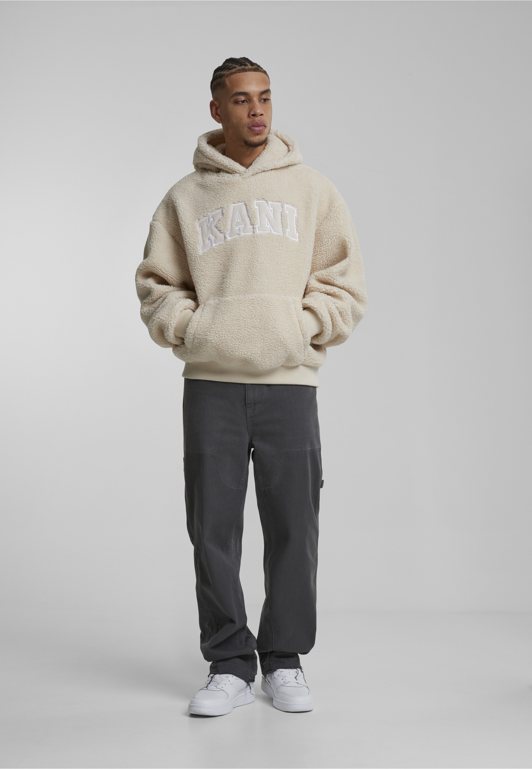 Karl Kani Kapuzenpullover »Karl Kani Karl Kani Serif Teddy Hoodie« 1 Stk.