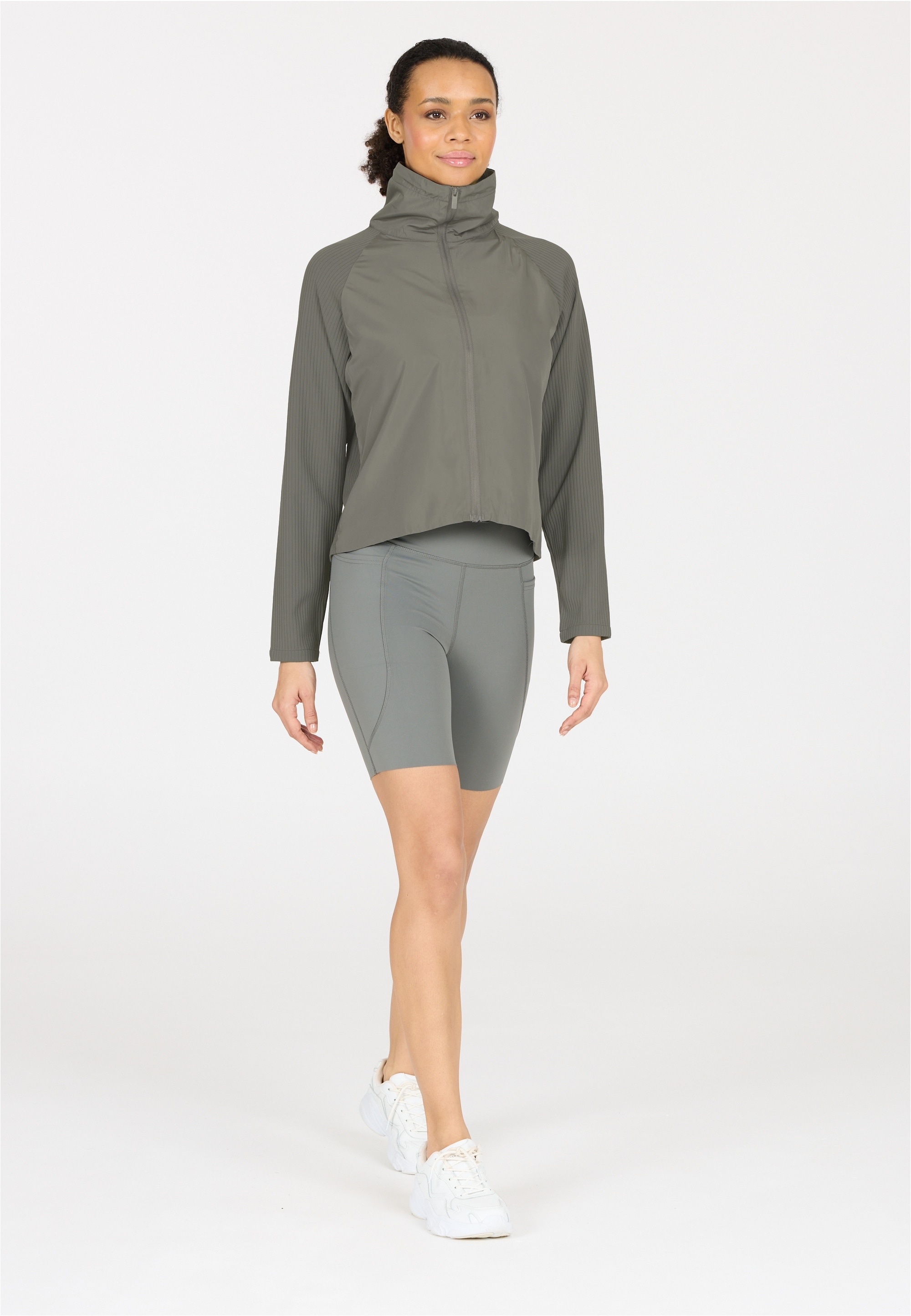 ATHLECIA Outdoorjacke »Aiana«, in atmungsaktiver Stretch-Qualität