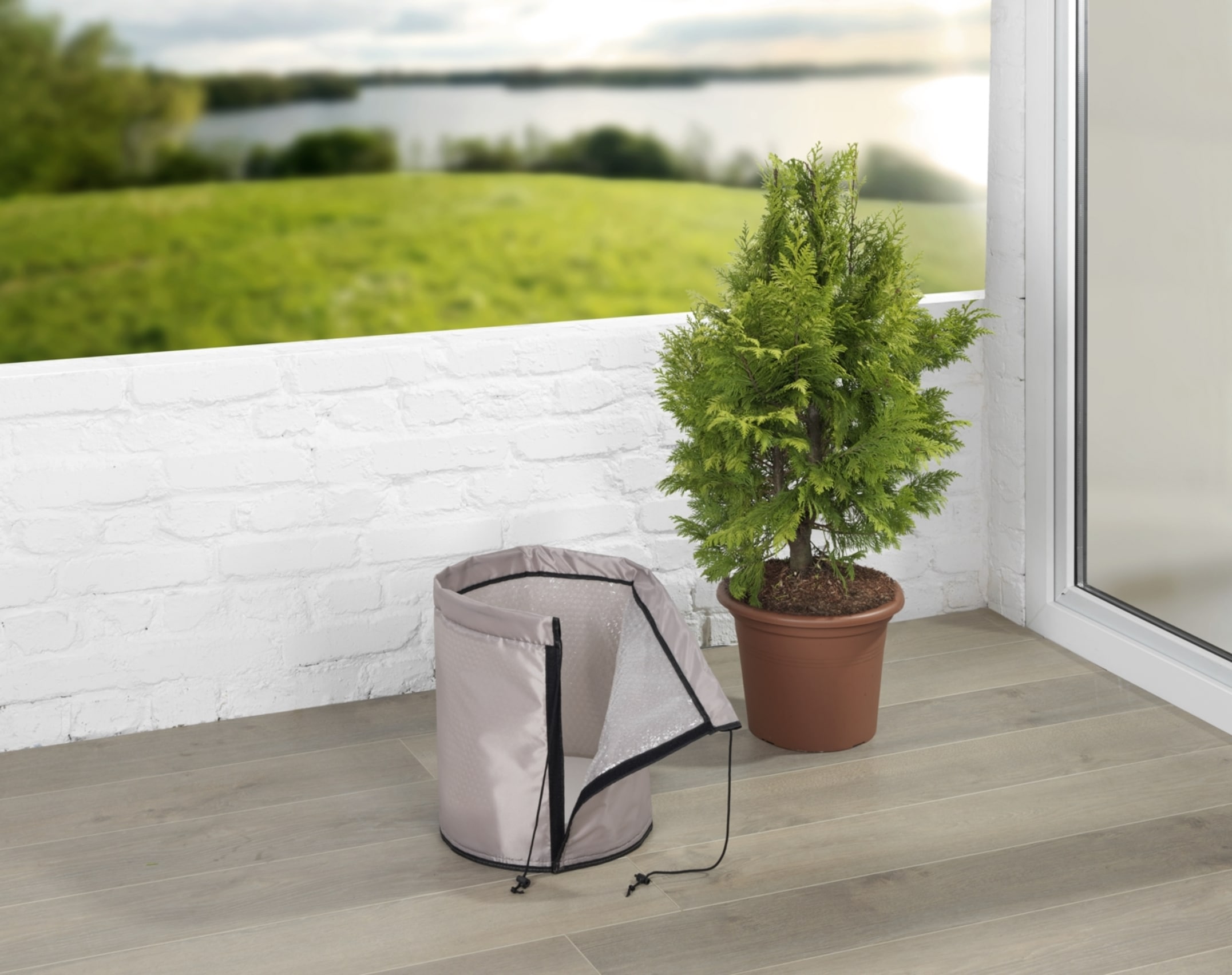 Maximex Winterschutzhaube »Thermo-Pflanztopf-Sack« Frostschutz für Pflanzkübel, extra dicke Bodenplatte, ØxH: 30x40 cm