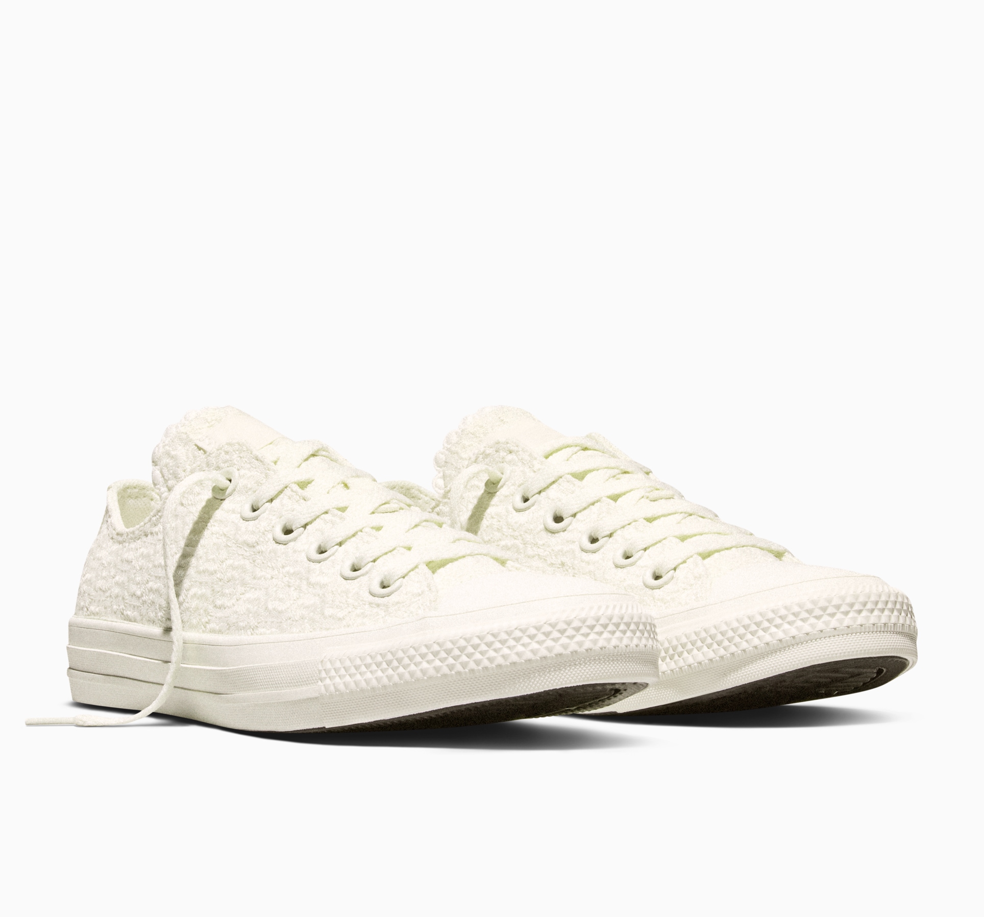 Converse Sneaker "CONVERSE CHUCK TAYLOR ALL STAR CROCHET FLORALS" für vielseitige Aktivitäten, mit leicht profiliertem Laufsohlenprofil