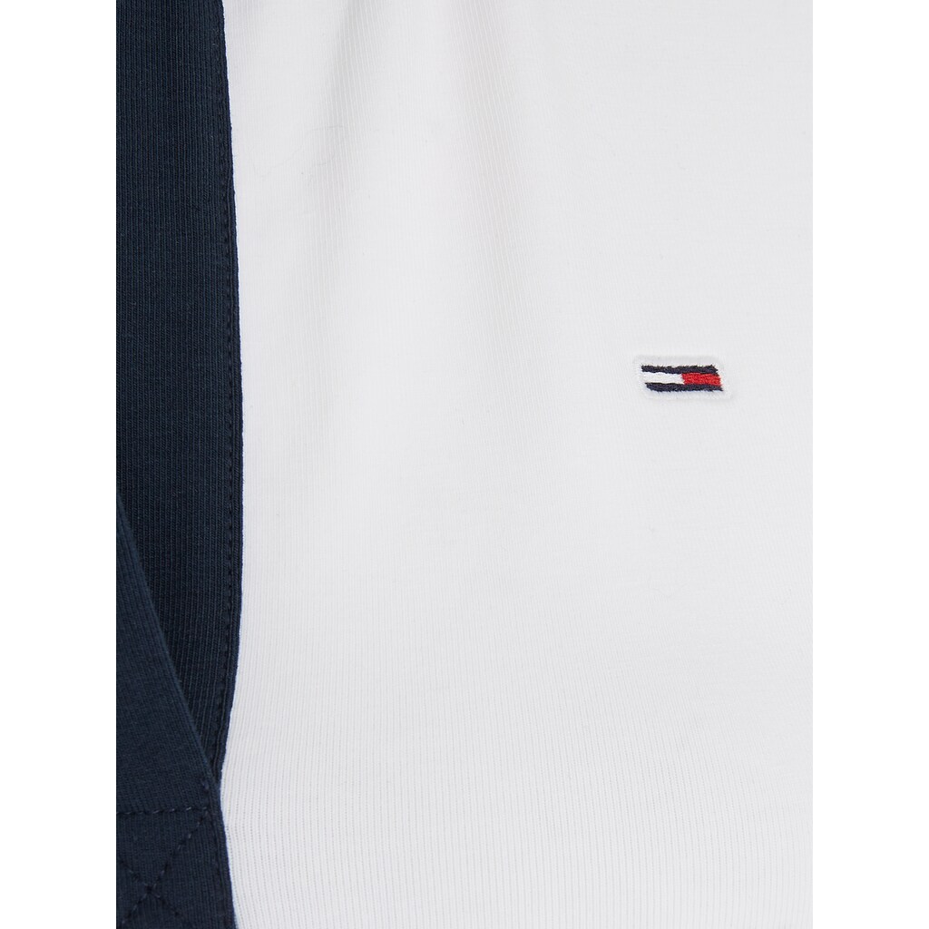 Tommy Jeans Poloshirt »TJW SLIM CONTRAST V SS POLO EXT«, mit kontrastfarbenem Polokragen