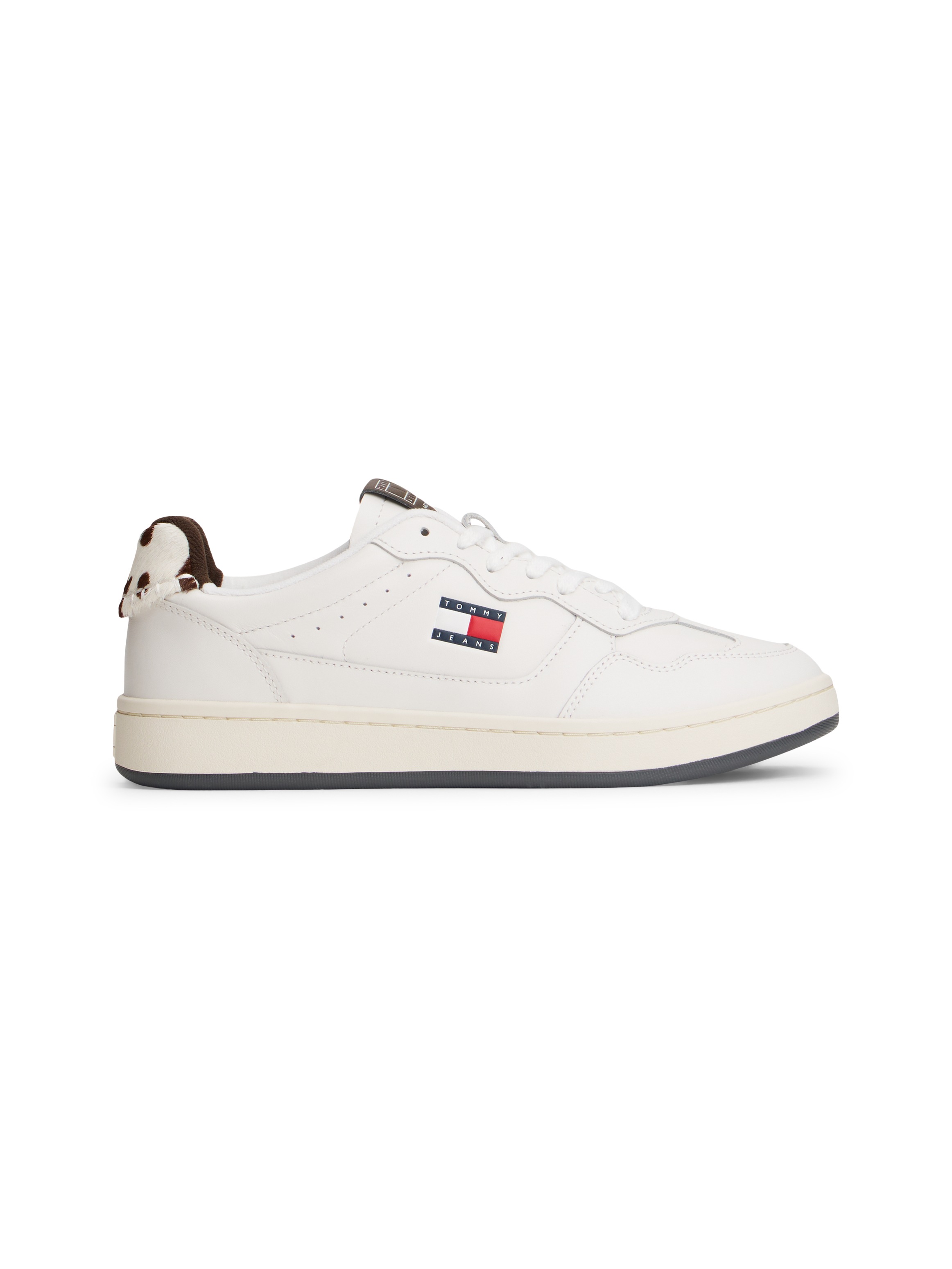 Plateausneaker TOMMY JEANS "ARCHIVE '98 CALF HAIR TAB", Damen, Gr. 37, weiß, braun, Leder, Lederimitat, Schuhe Plateausneaker, Freizeitschuh, Halbschuh, Schnürschuh mit typischer Logoflagge 3