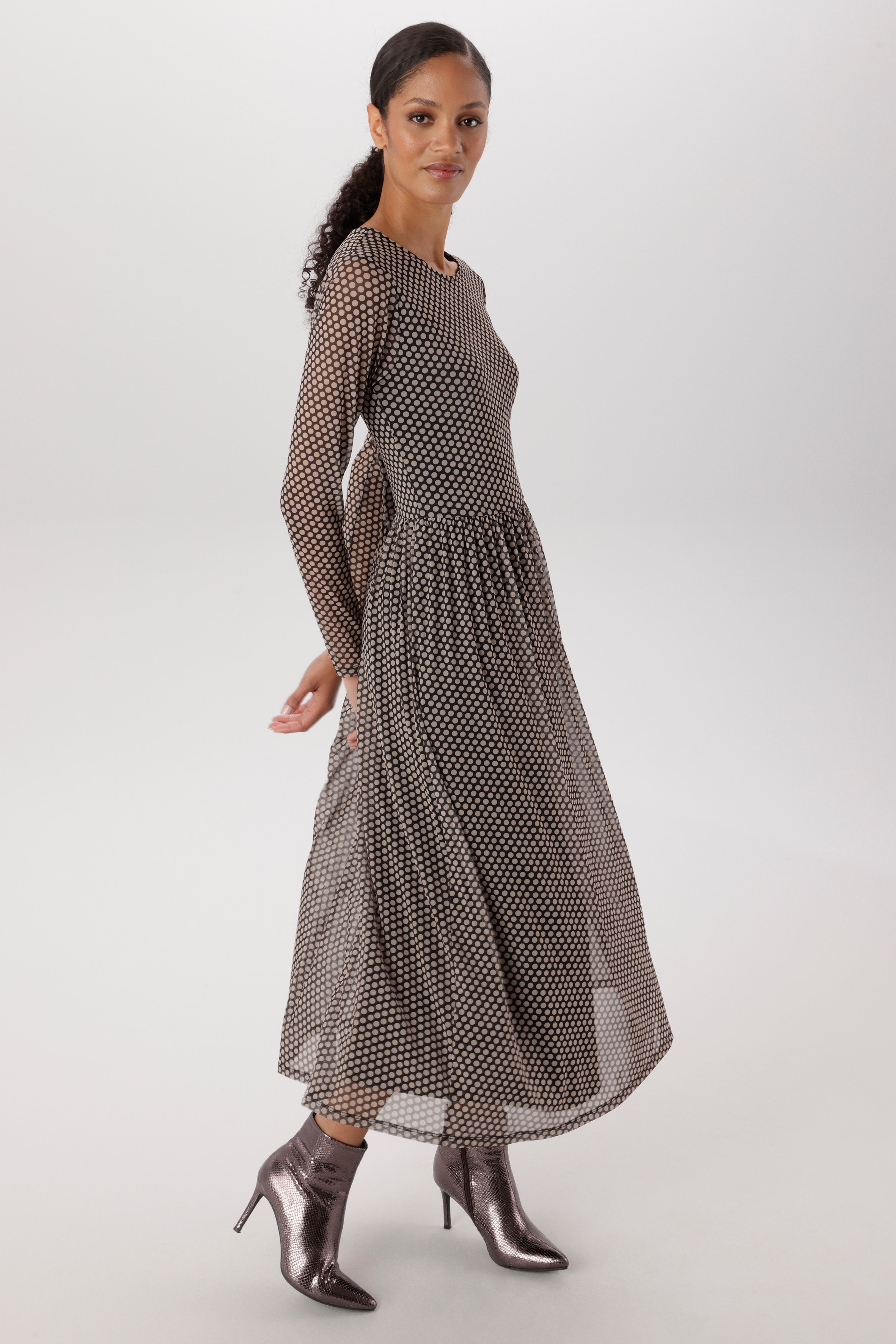 Aniston SELECTED Maxikleid in Mesh-Qualität und Gummizug in der Taille - NEUE KOLLEKTION