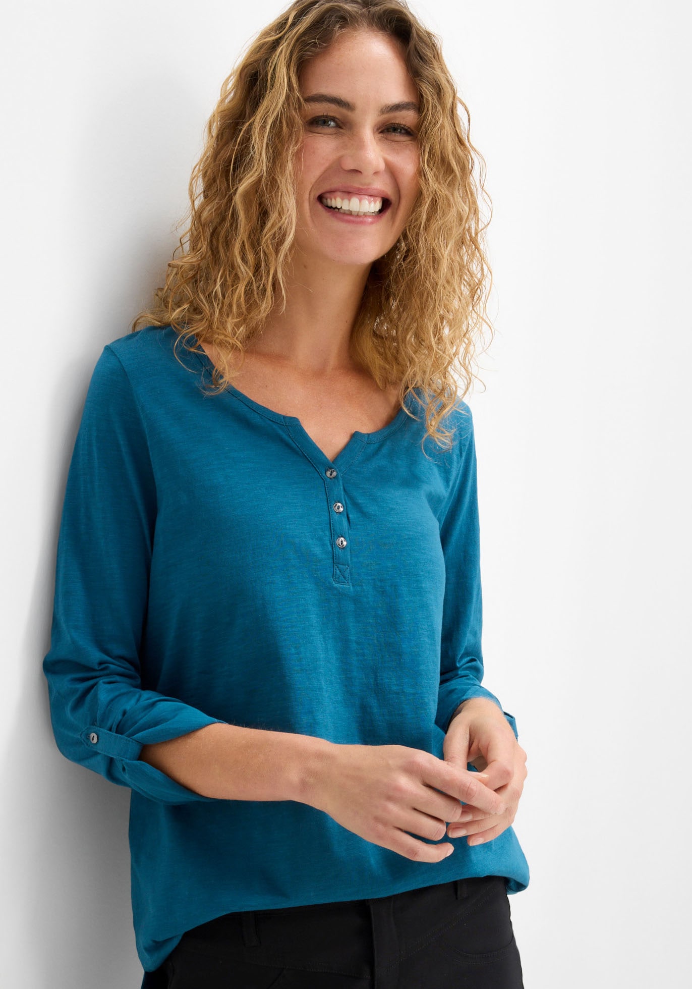 bonprix Langarmshirt gerade Passform, Krempelärmel, Henley-Ausschnitt