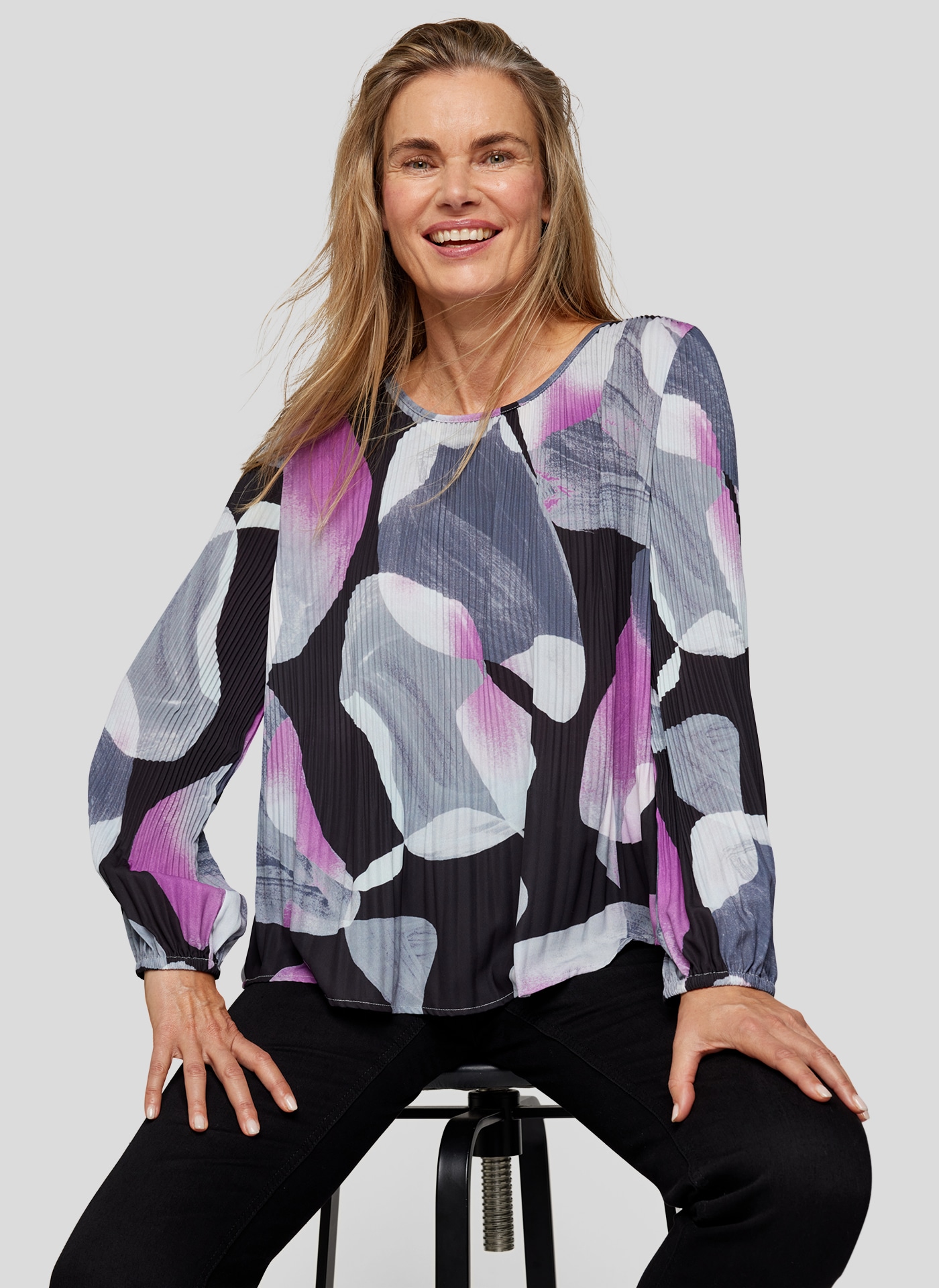 Rabe Klassische Bluse »Rabe Plissee-Bluse mit abstraktem Print in stilvollem Design«