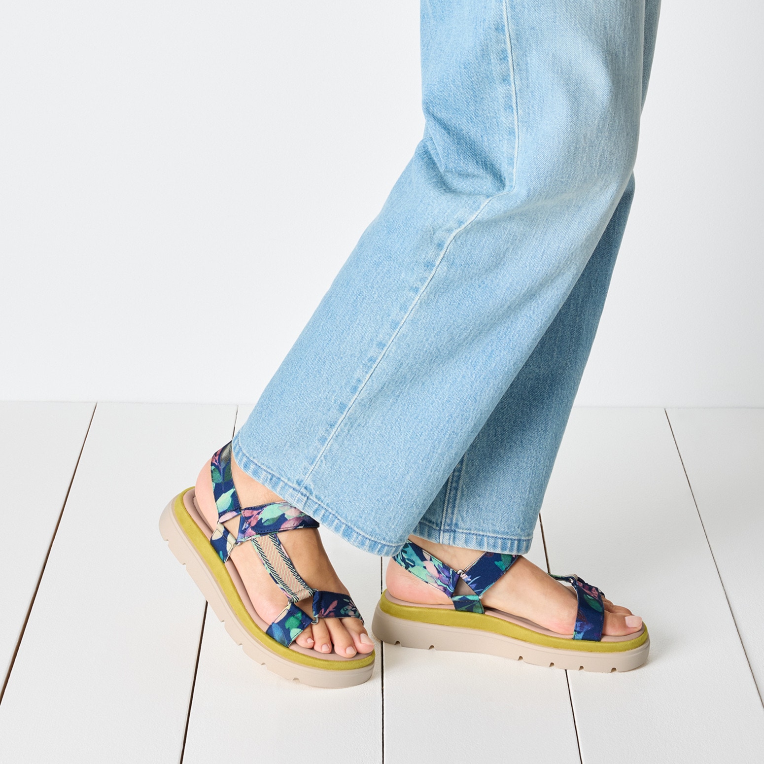 Tamaris Riemchensandale, Plateau, Sommerschuh, Sandalette mit Touch It-Ausstattung