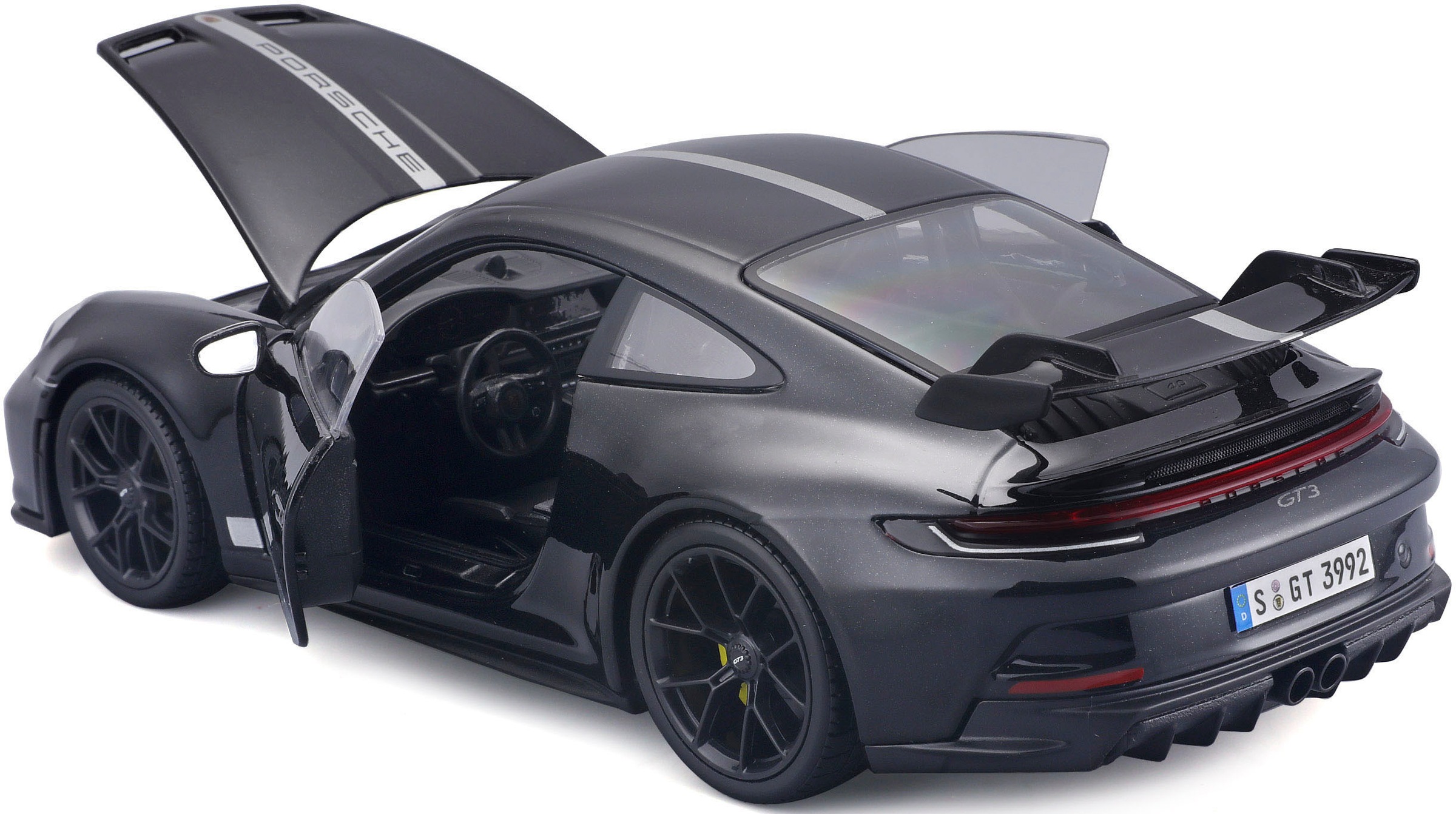 Maisto® Sammlerauto »1:18 Porsche 911 GT3, ´23, schwarz mit Streifen«, 1:18