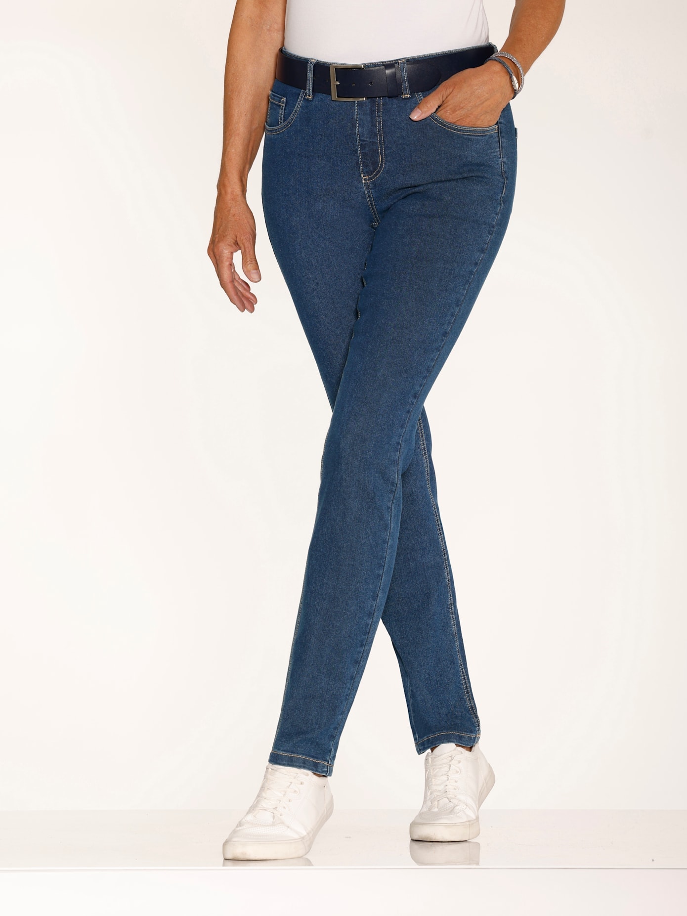 Classic Basics Bequeme Jeans 1