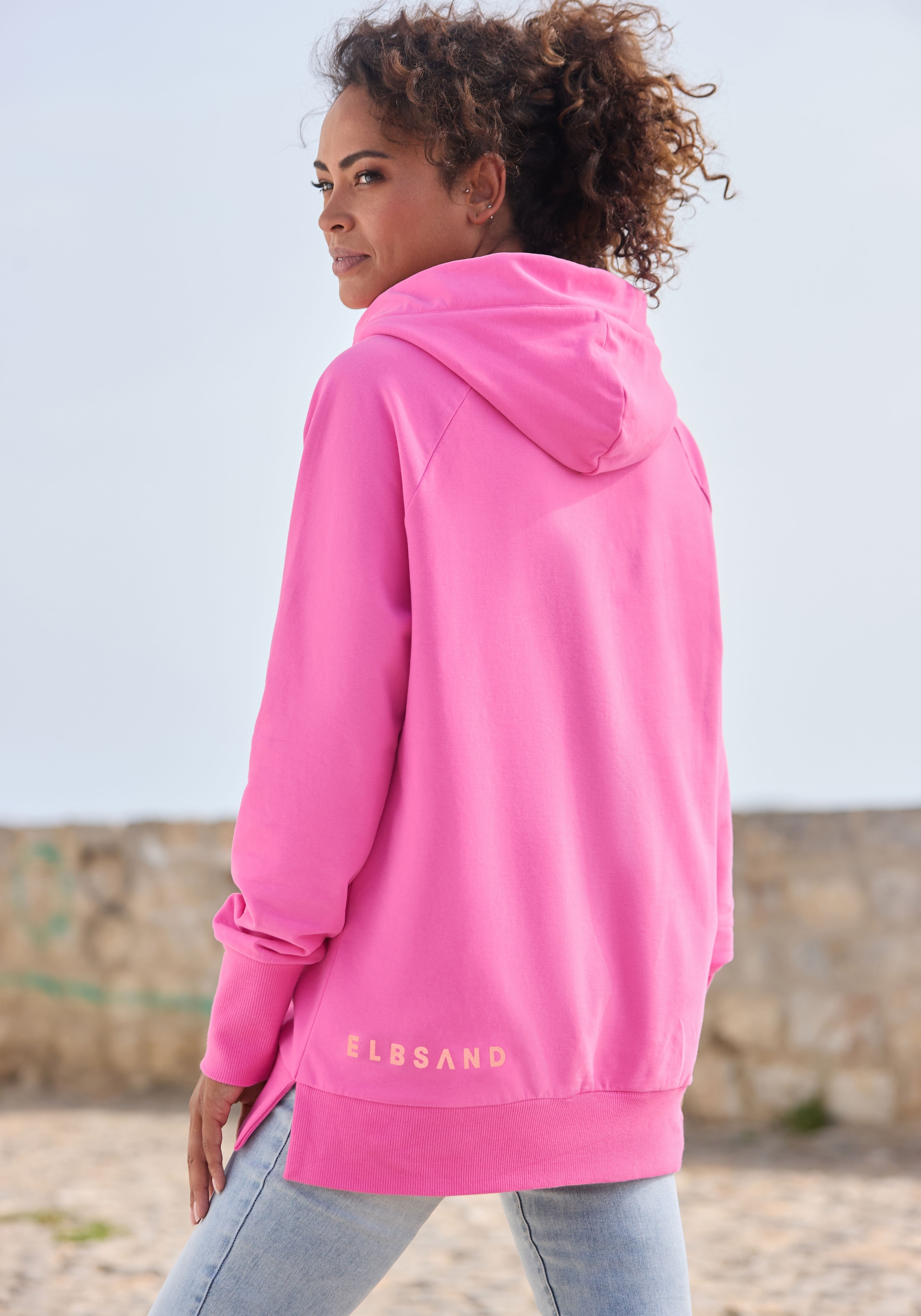 Elbsand Kapuzensweatshirt »Svana«, mit Logoprint, bequemer Hoodie, seitliche Schlitze