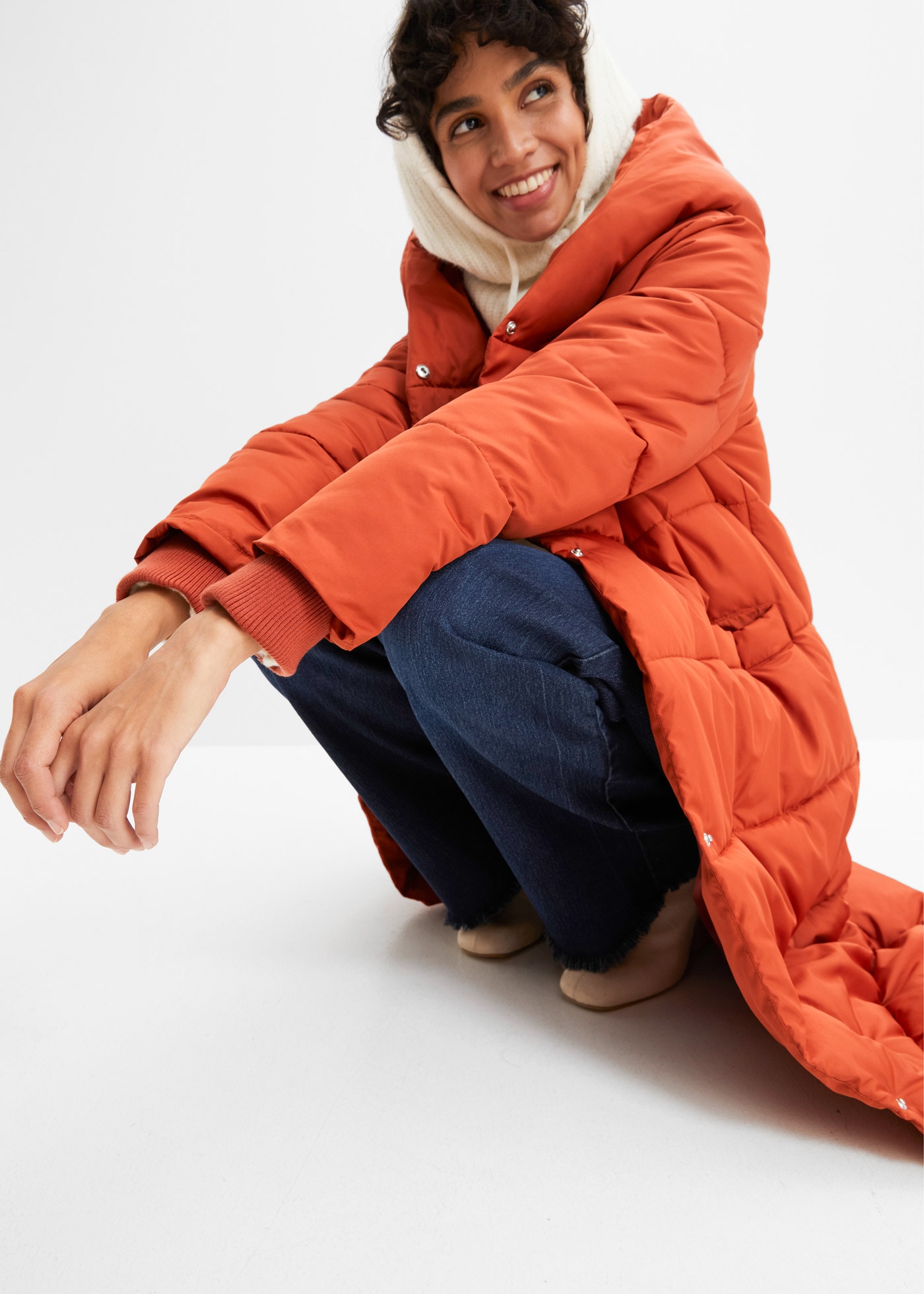 bonprix Steppmantel mit dicker Wattierung, mit Kapuze, Oversize-Passform