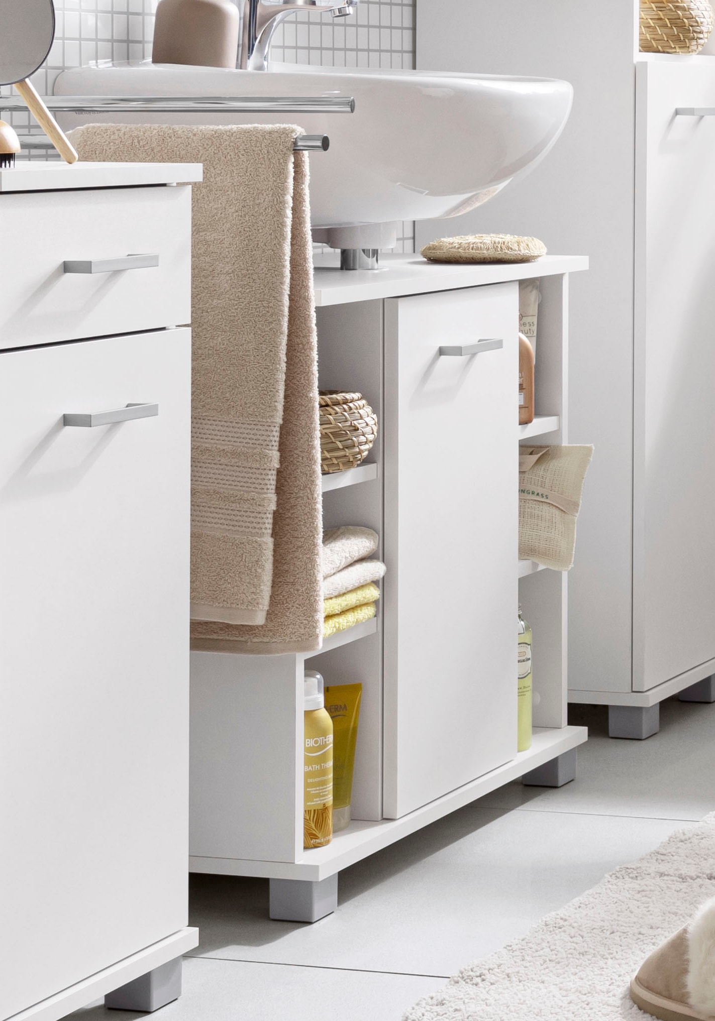 Schildmeyer Waschbeckenunterschrank »Mobes, Made in Germany«, Breite/Höhe: 65,1/62,4 cm, Badschrank mit Tür und Regalfächern