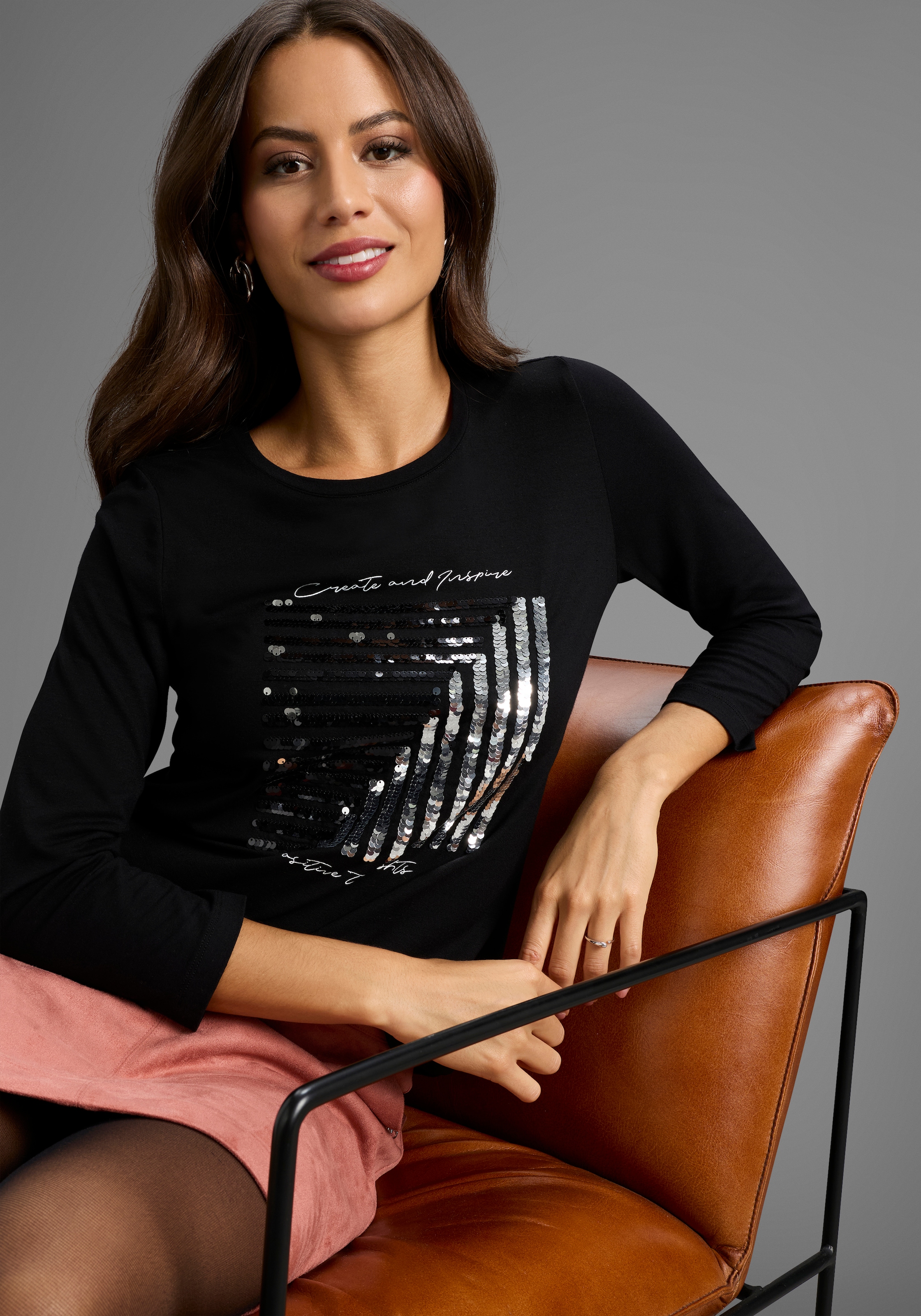 Laura Scott Longsleeve, mit Pailletten und Foliendruck - NEUE KOLLEKTION