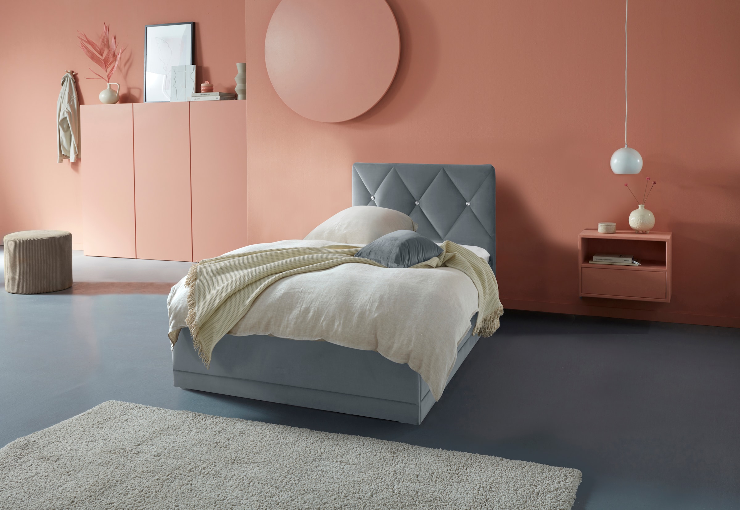 Polsterbett "Adamas", grau, L:210cm, Bezug: 100% Polyester, Polsterung: Polsterwatte, Material Gestell: gepolsterter Holzwerkstoff, WESTFALIA SCHLAFKOMFORT, Betten, Polsterbett, auch mit Bettkasten, Knopfheftung mit Strasssteinen 7
