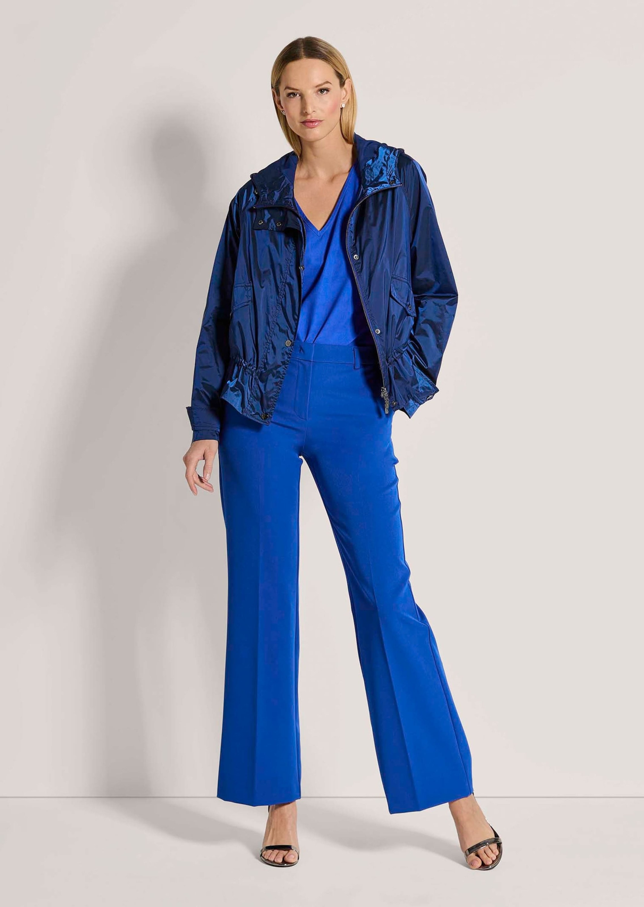 MADELEINE Kurzjacke »Jacke Kapuzenjacke mit Funktion«