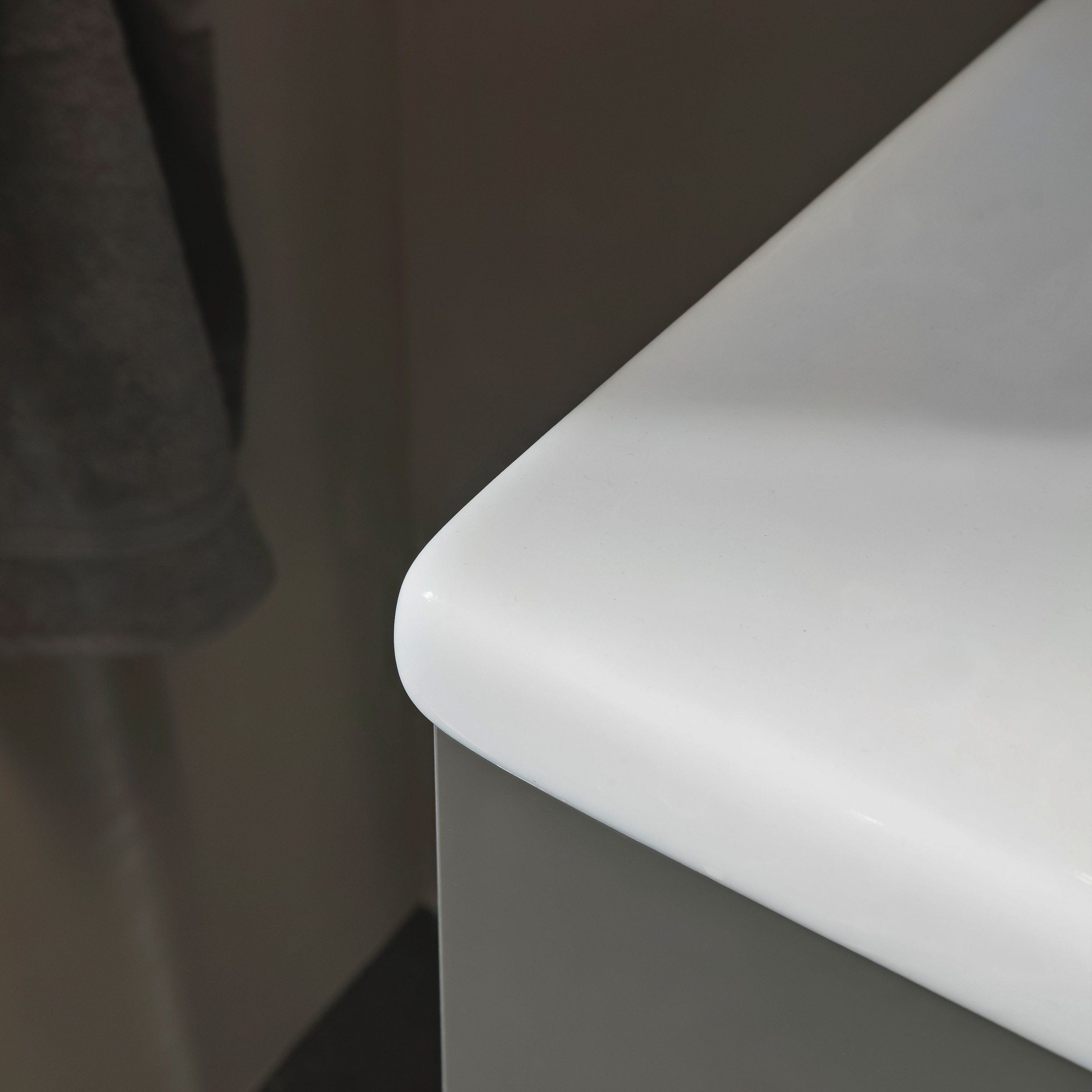 Nolte SPA Badmöbel-Set »Lux - Badmöbel-Set« Komplett-Set, Spiegelschrank, Keramikbecken, Waschtisch 2 Auszüge, LED, erw., li/re, 3 Stk. tlg.