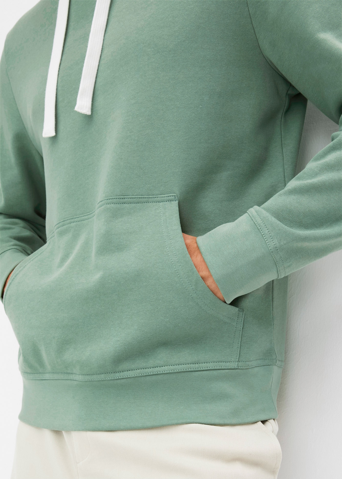 bonprix Hoodie »Hoodie aus reiner Baumwolle«, Regular Fit, mit Kängurutasche, weich angeraute Innenseite
