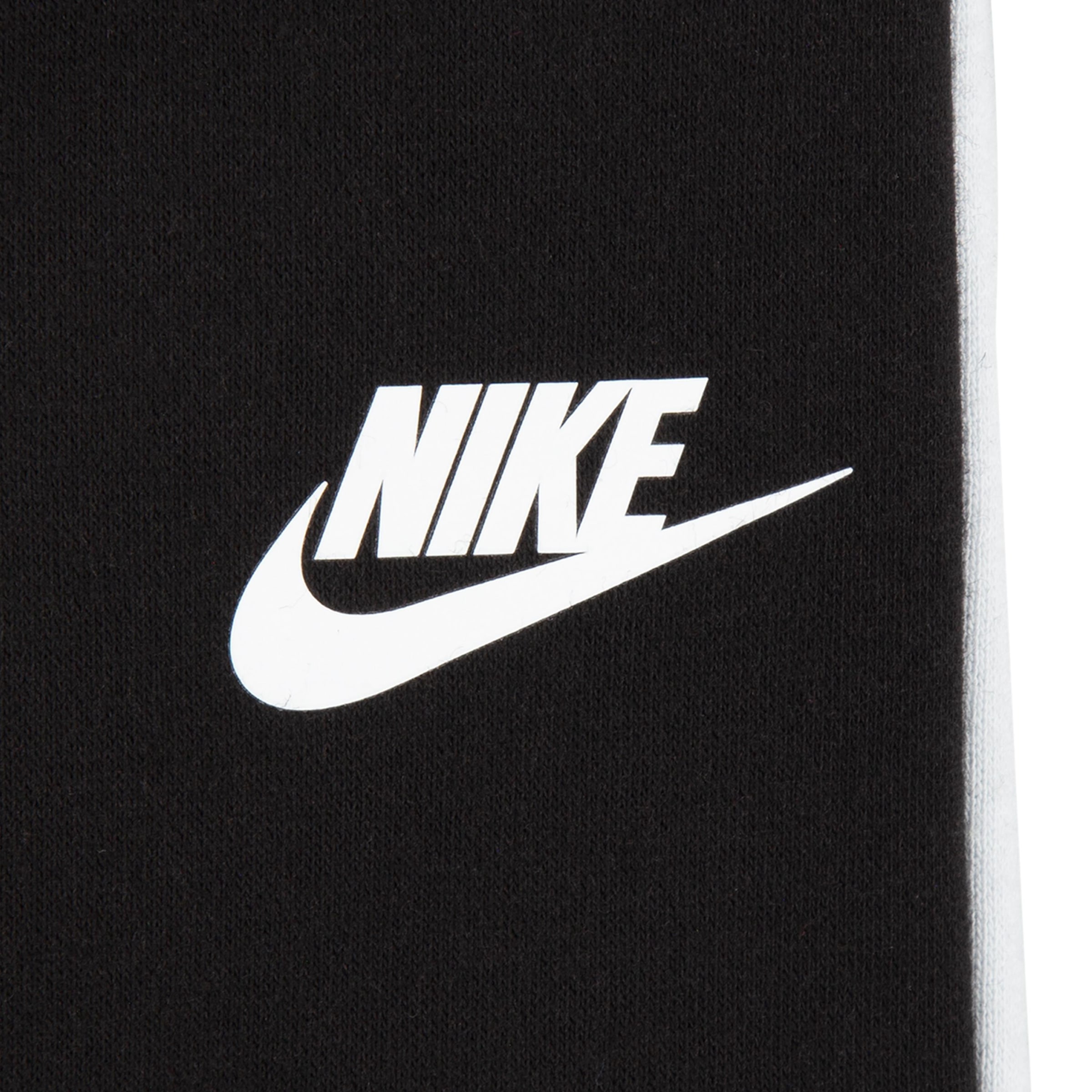 Nike Sportswear Jogginganzug für sportliche Aktivitäten, sportlicher Stil