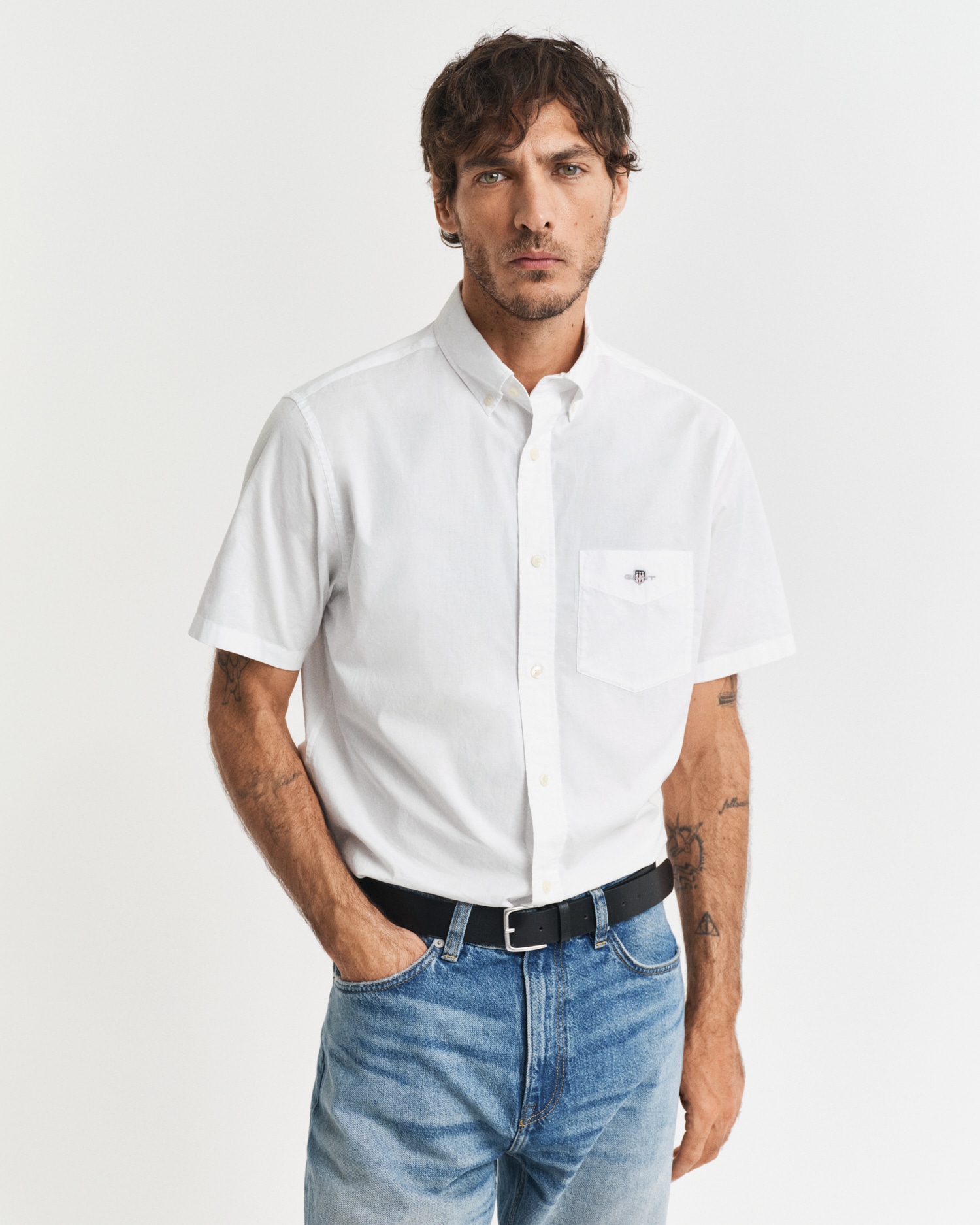 Gant Kurzarmhemd »Regular Fit Popeline Hemd leicht strapazierfähig pflegeleicht«, mit einer kleinen Logostickerei auf der Brusttasche