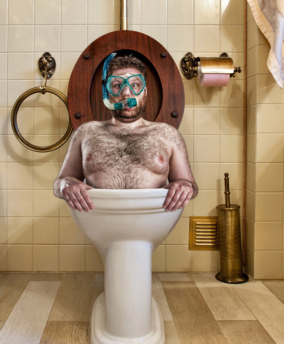 Papermoon Fototapete "Mann in Toilette"