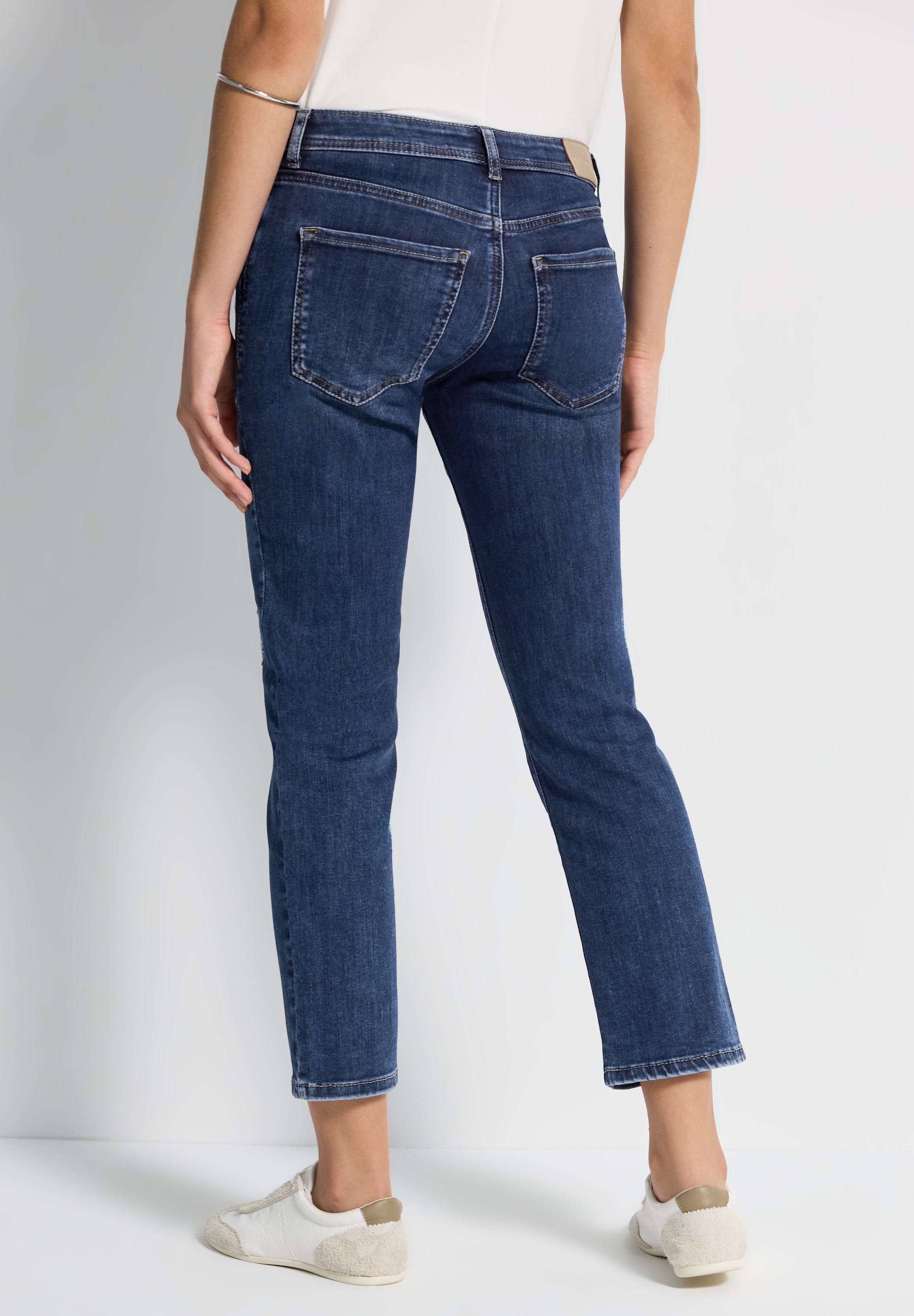 STREET ONE STUDIO Slim-fit-Jeans, Middle Waist günstig online kaufen