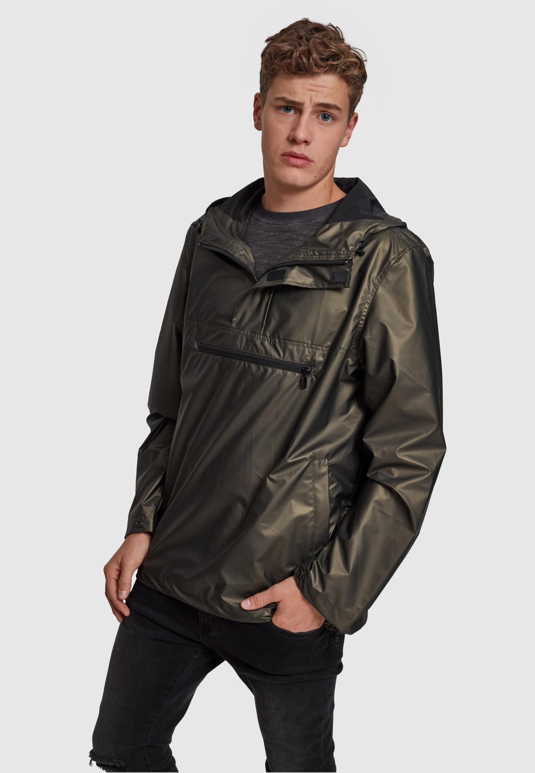 URBAN CLASSICS Allwetterjacke »Urban Classics Herren Light Pull Over Jacket«, (1 St.), mit Kapuze