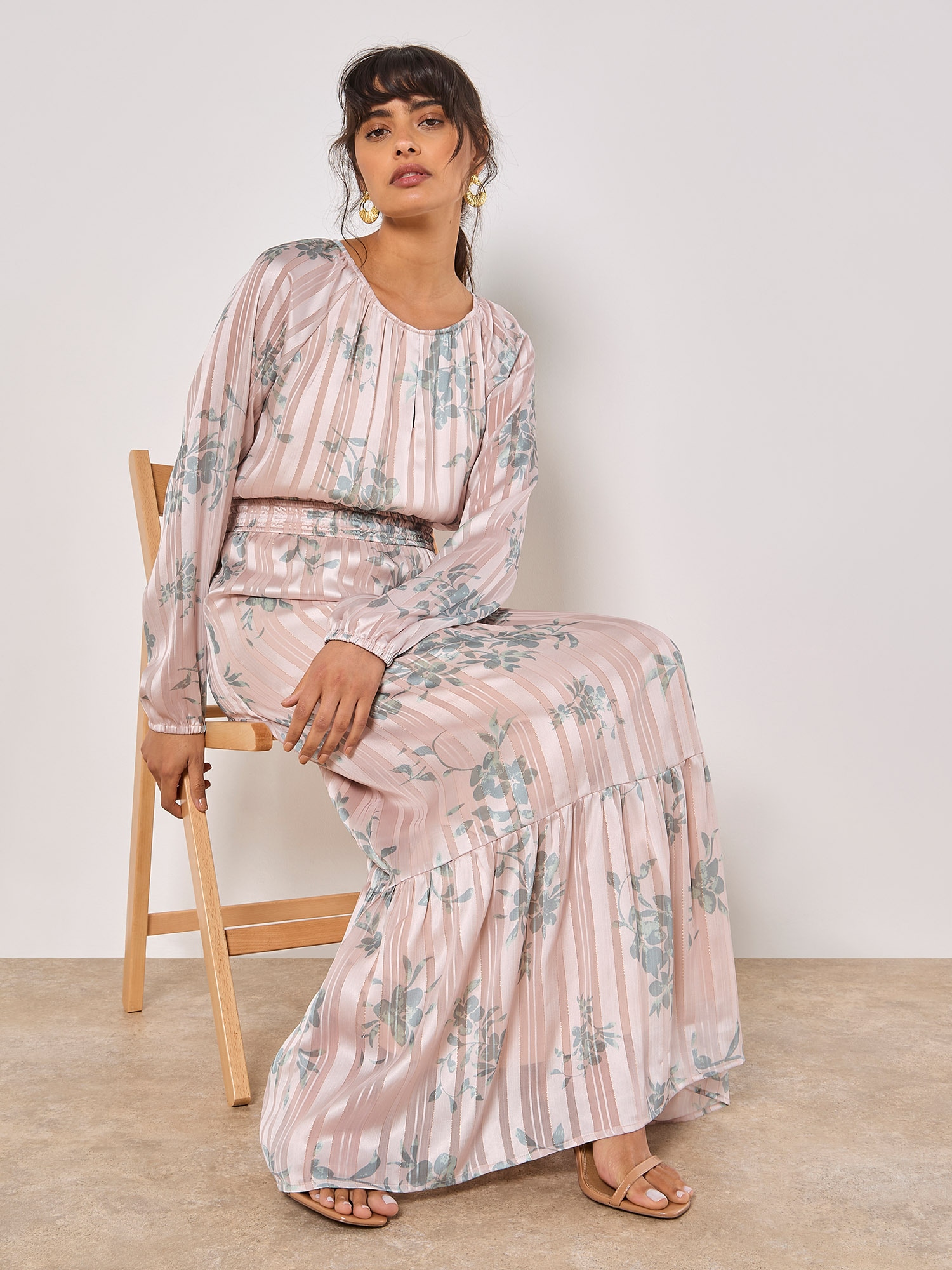 Apricot Maxikleid »Maxikleid« mit Plisseefalten