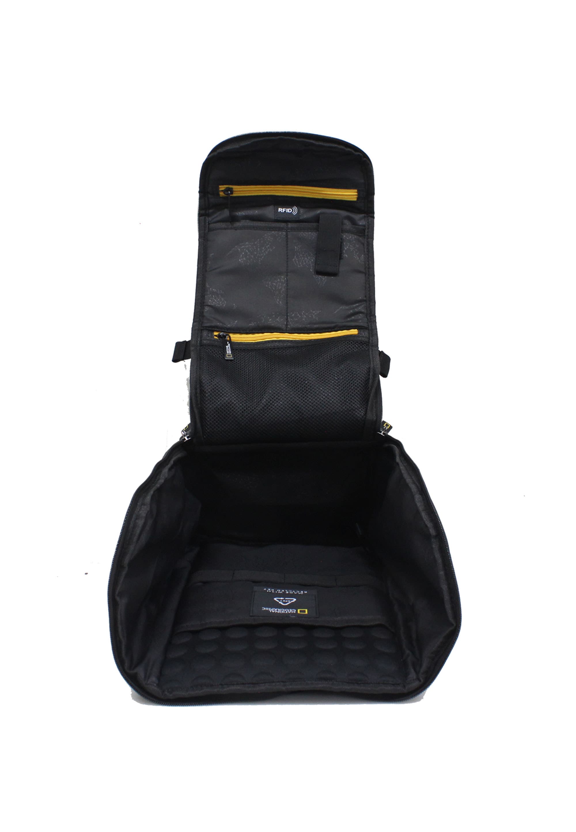 NATIONAL GEOGRAPHIC Cityrucksack »Recovery«, aus robustem Polyester-Material mit RPET-Tasche