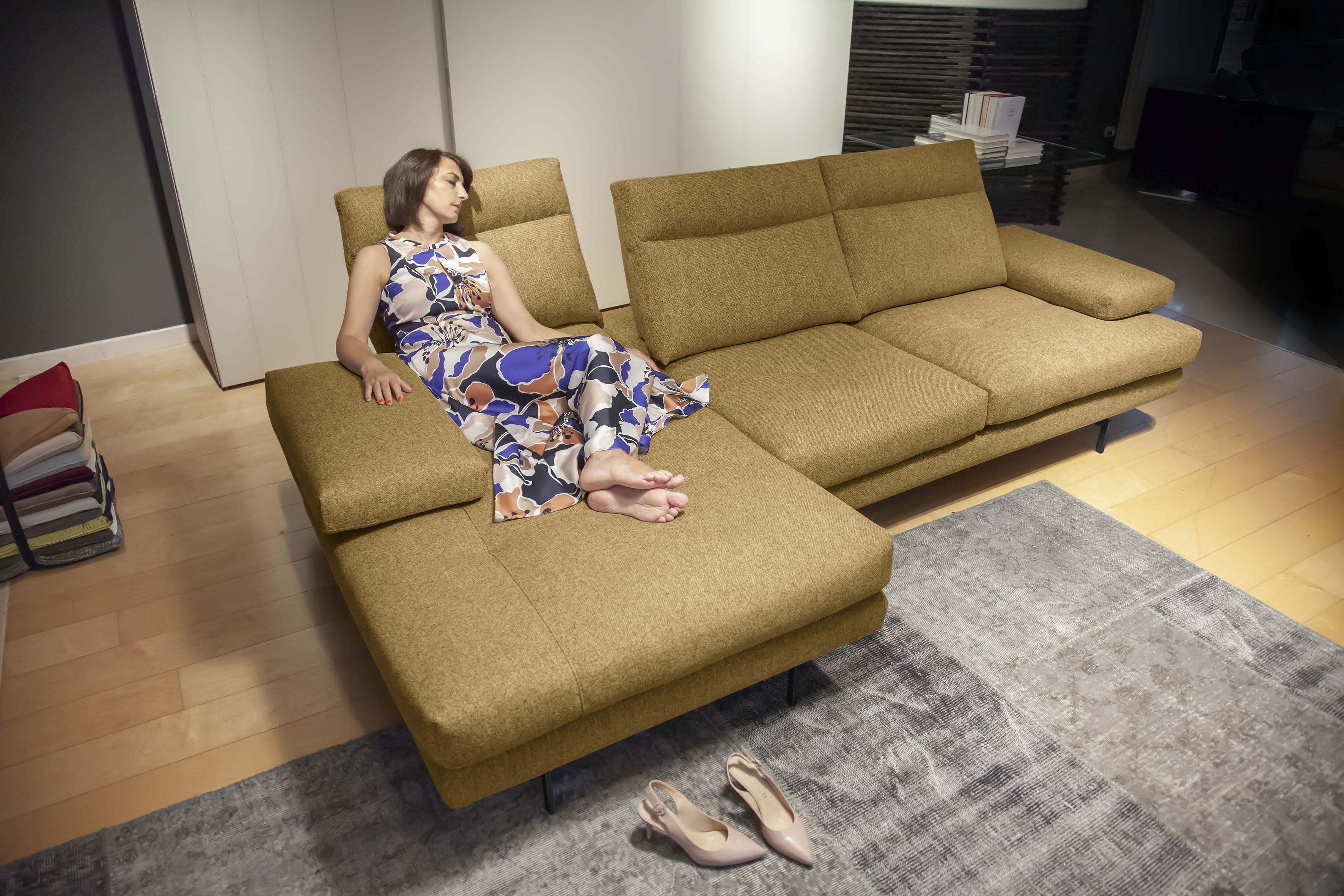 CALIA ITALIA Ecksofa "Toby Wing, B/T: 278/153 cm, Designsofa, Premium Sitzkomfort, L-Form" inklusive Sitztiefenverstellung, Füße in schwarz matt