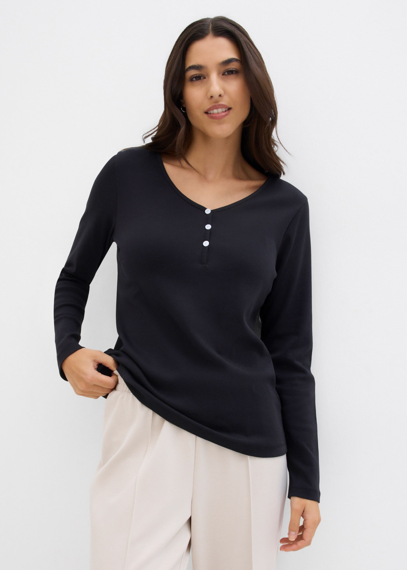 bonprix 1 schmale Passform, Langarm, mit kurzer Knopfleiste im Henley-Stil