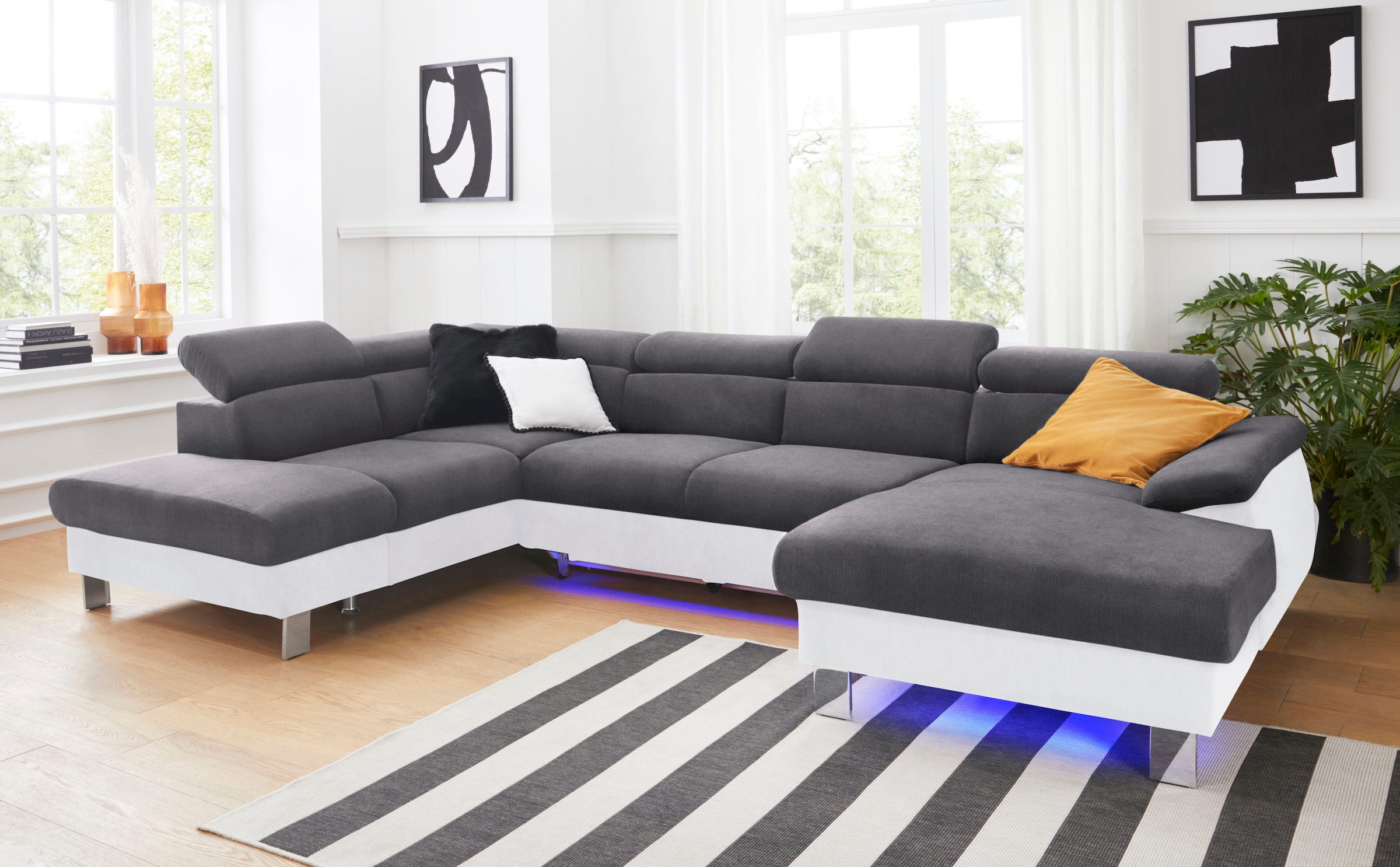 COTTA Wohnlandschaft "Komaris U-Form, B: 320 cm" mit Kopfteilverstellung, optional Schlaffunktion, Bettkasten & Licht