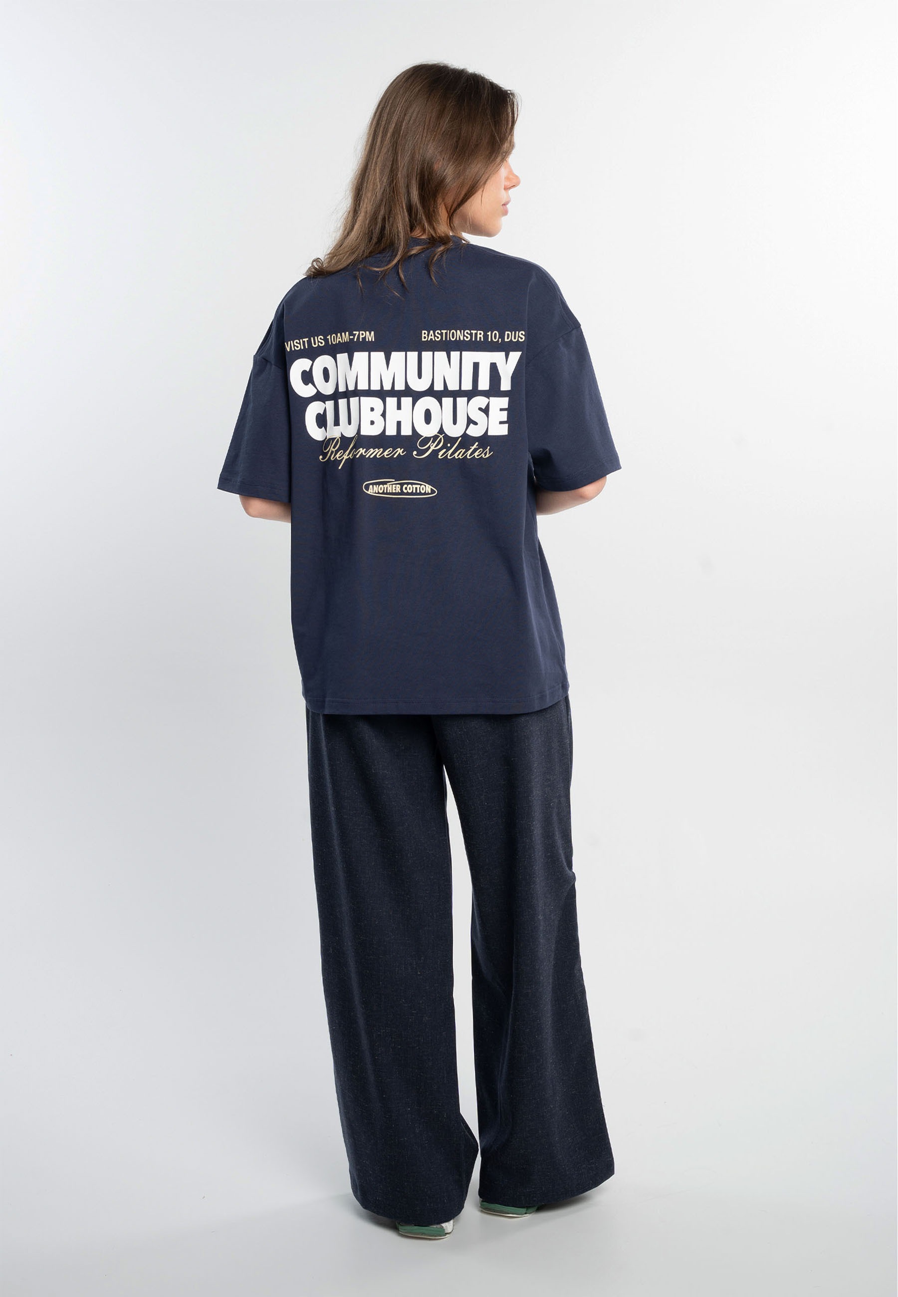 Another Cotton Lab T-Shirt »Another Cotton Lab Community Clubhouse T-Shirt« 1