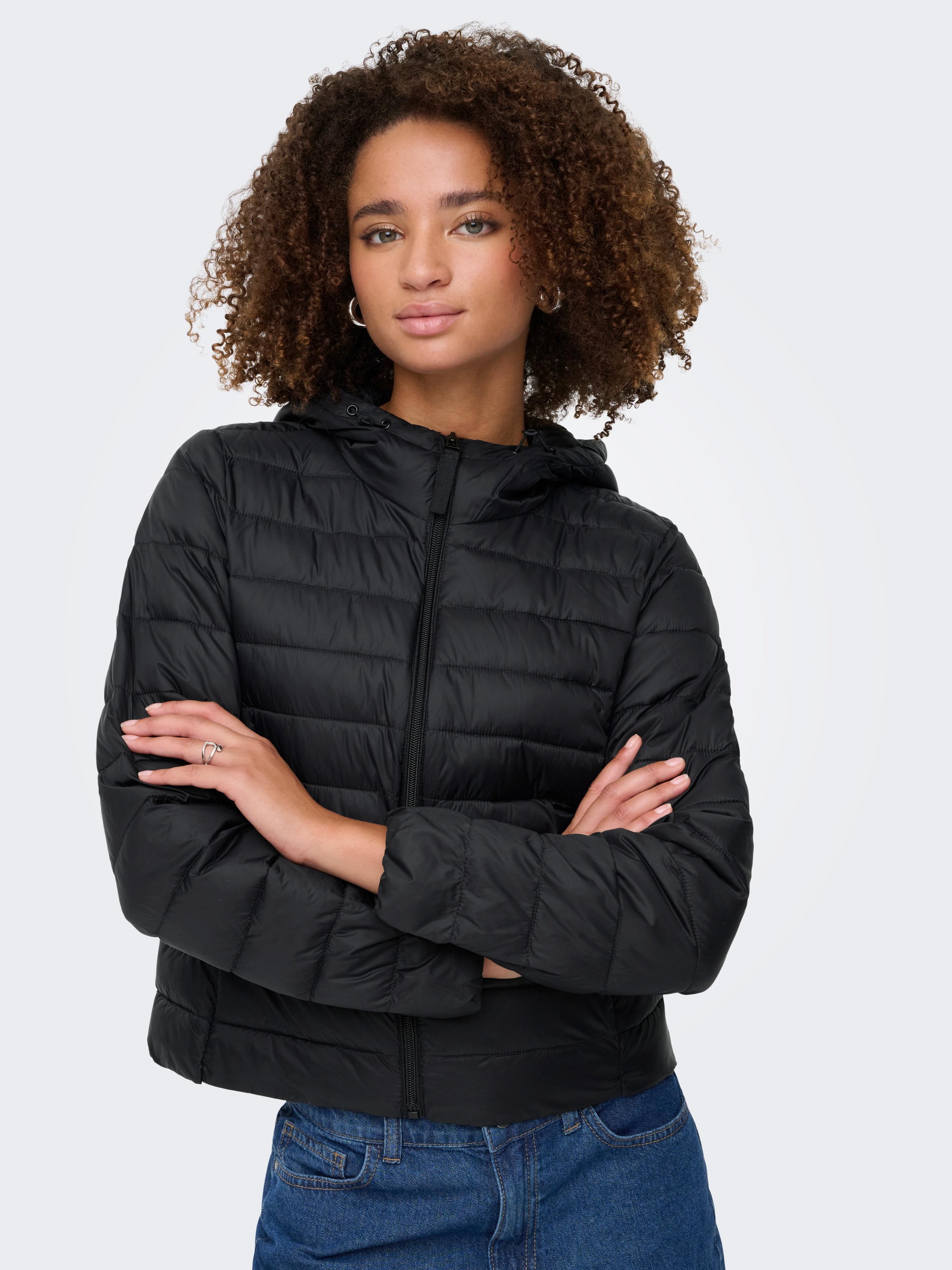 ONLY Steppjacke "ONLTAHIA LW QUILTED HOOD JKT OTW CC OTW" mit Kapuze Kunstf günstig online kaufen