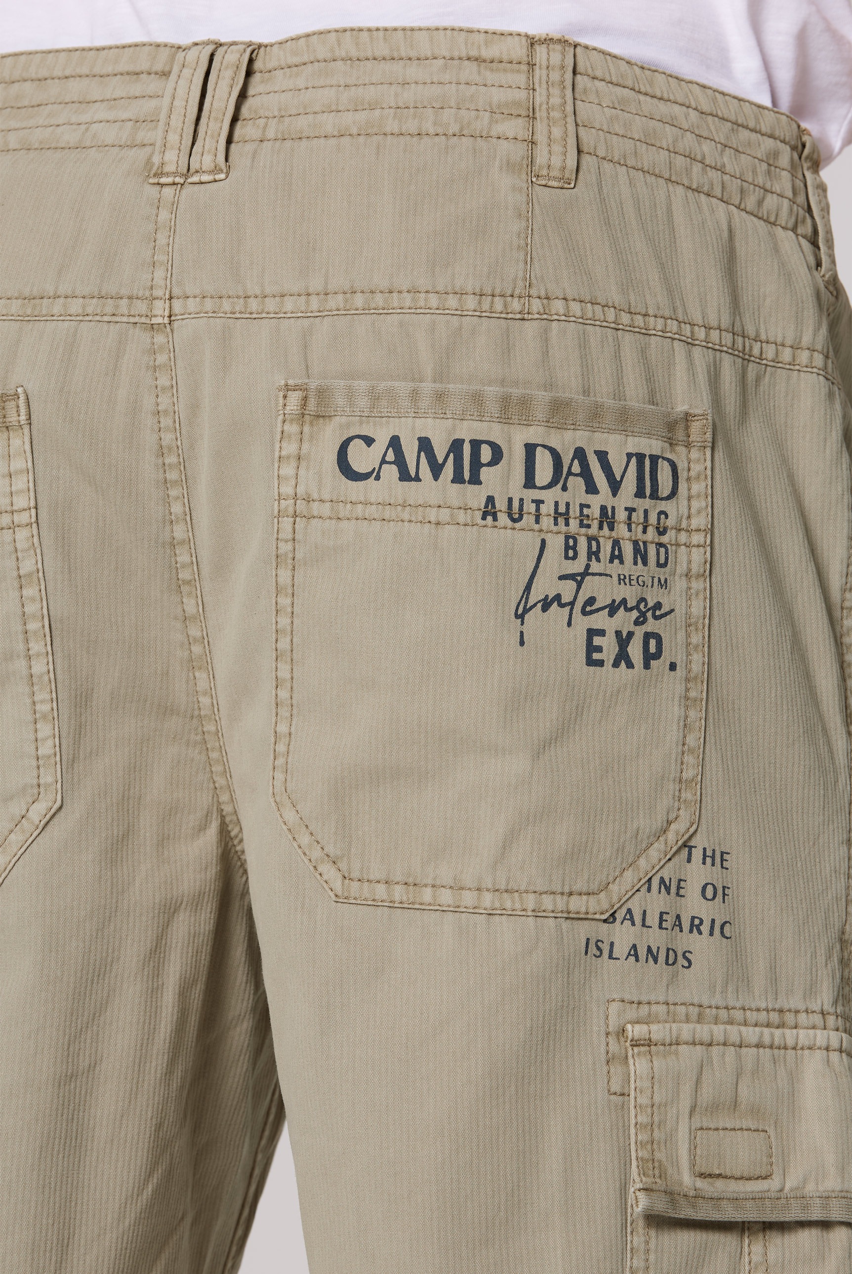 CAMP DAVID Shorts, mit Bindeband am Saum