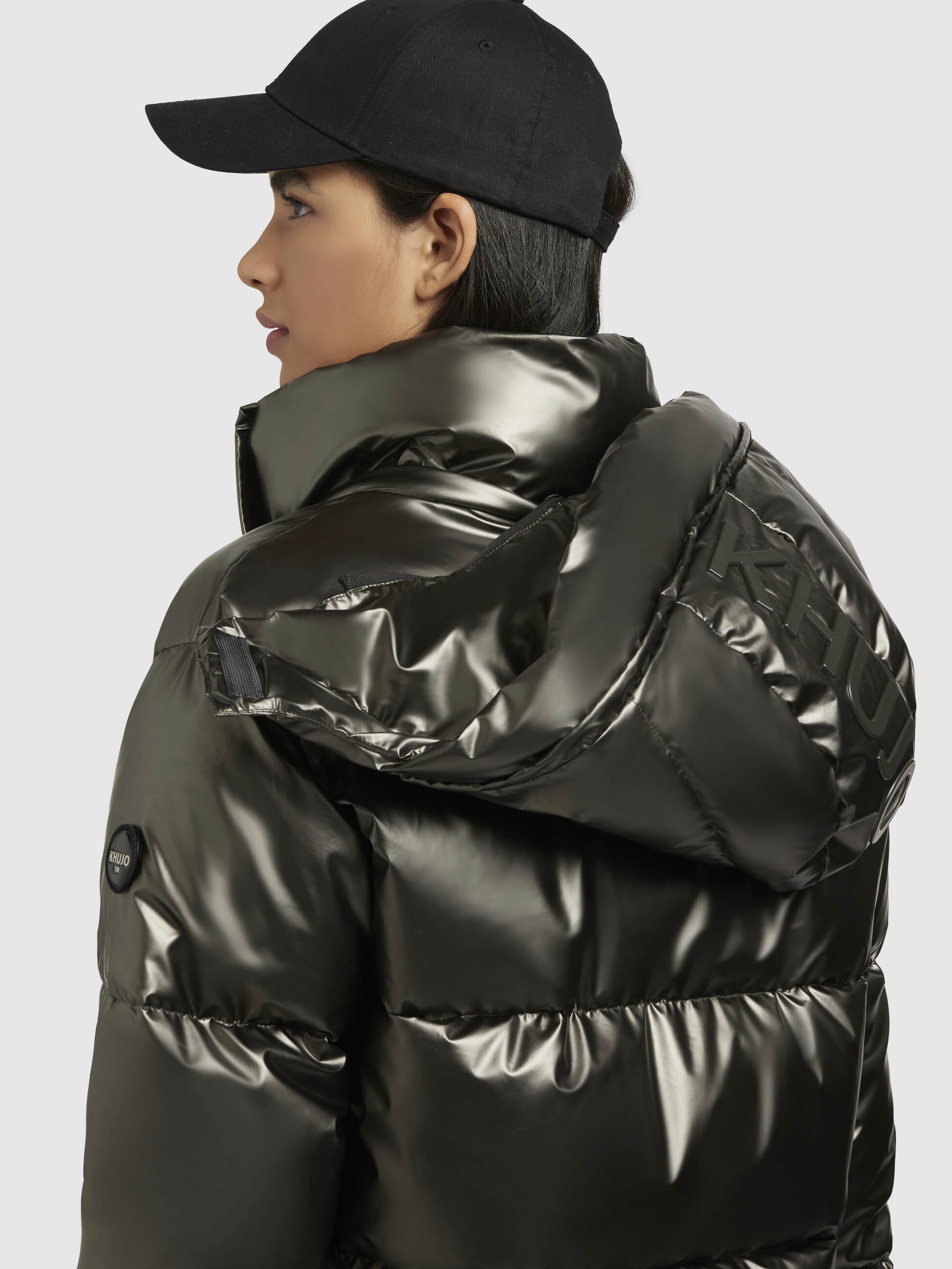 khujo Steppjacke »DEVINA SHINY«, mit Kapuze