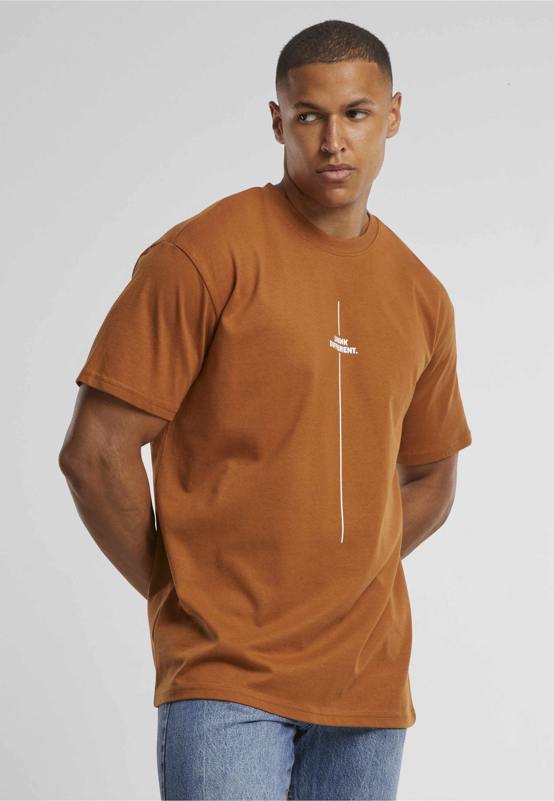 Merchcode T-Shirt »Merchcode Herren Think Different Heavy Oversized Tee« 1