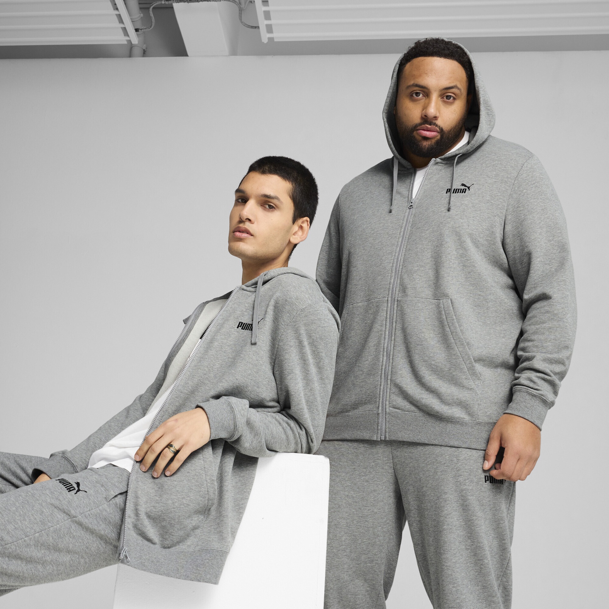 PUMA Sweatjacke »Essentials No. 1 Logo Kapuzenjacke Herren«
