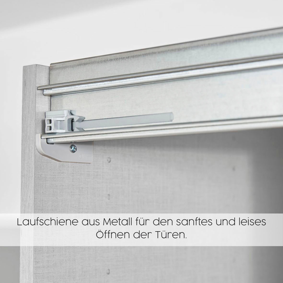 rauch Schwebetürenschrank »Kleiderschrank Kleiderschränke Schrank Garderobe AGORDO mit Glasfront«, durchdachte Innenausstattung, in 4 Breiten und 2 Höhen MADE IN GERMANY