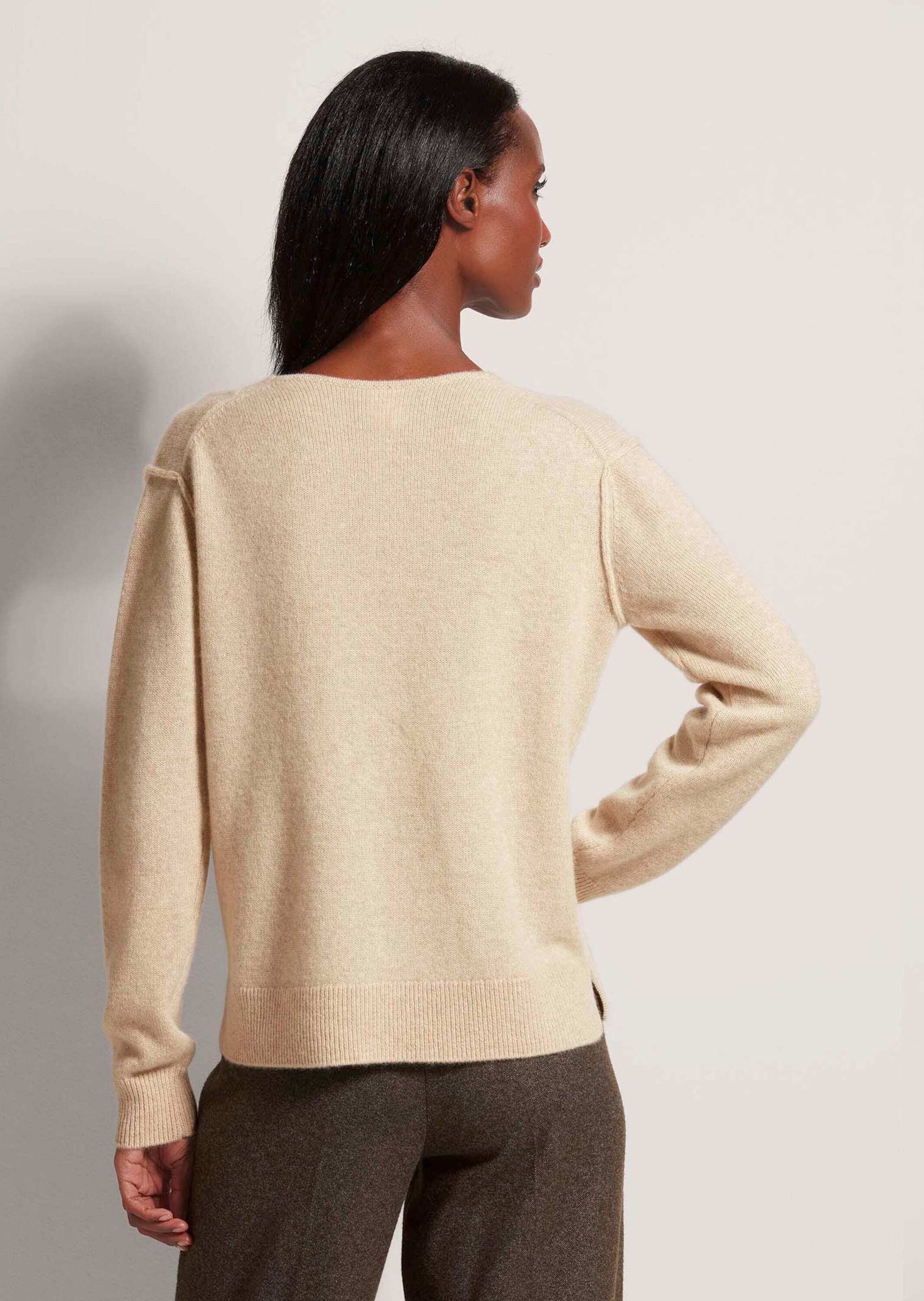 MADELEINE Longpullover »Pullover Kurzer V-Pullover mit Good Kaschmir«