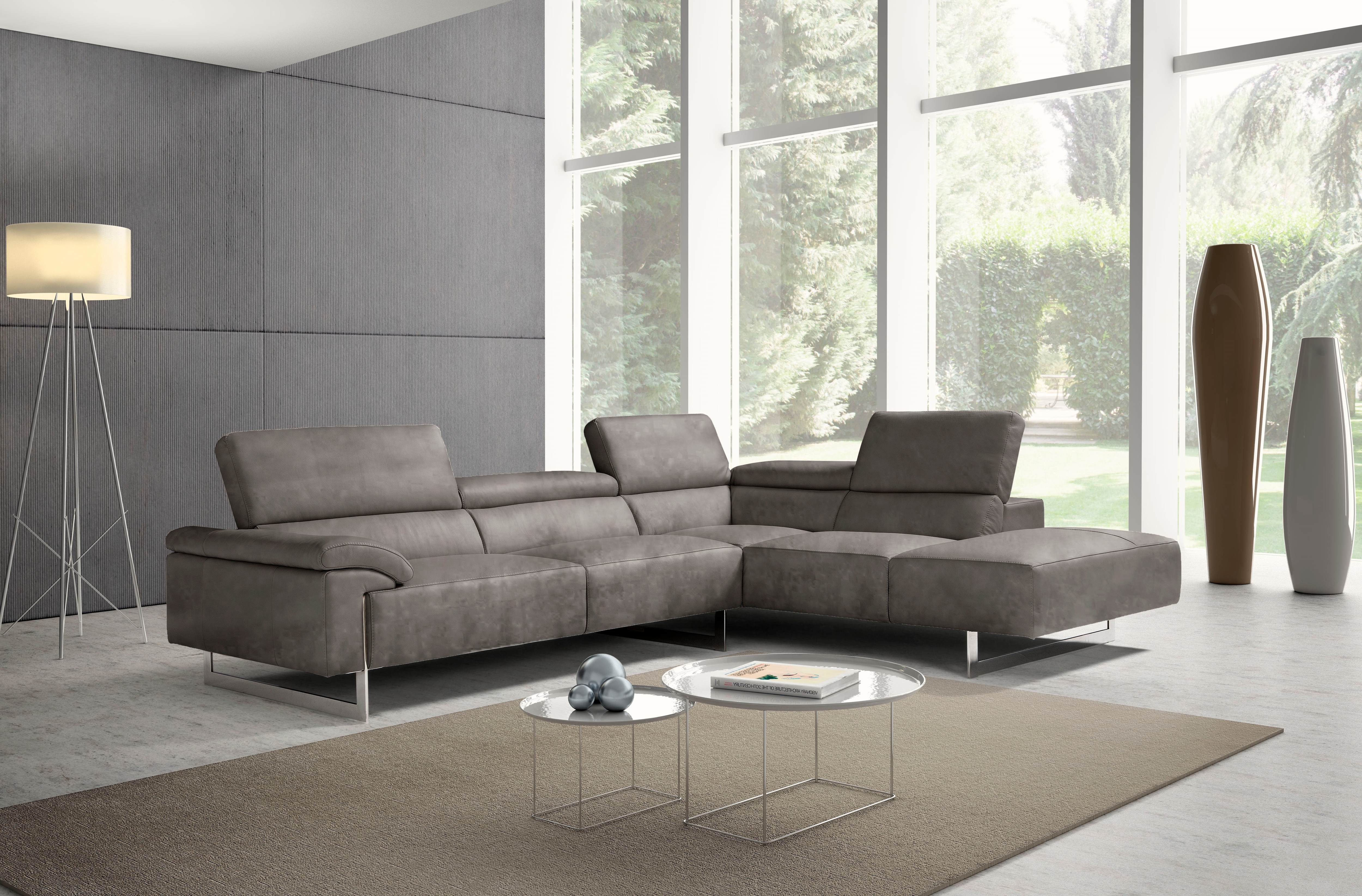 Egoitaliano Ecksofa "Malika, elegant und bequem, Designsofa, L-Form" mit Ottomane, inkl. Kopfteilverstellung und chromfarbenen Metallfüßen