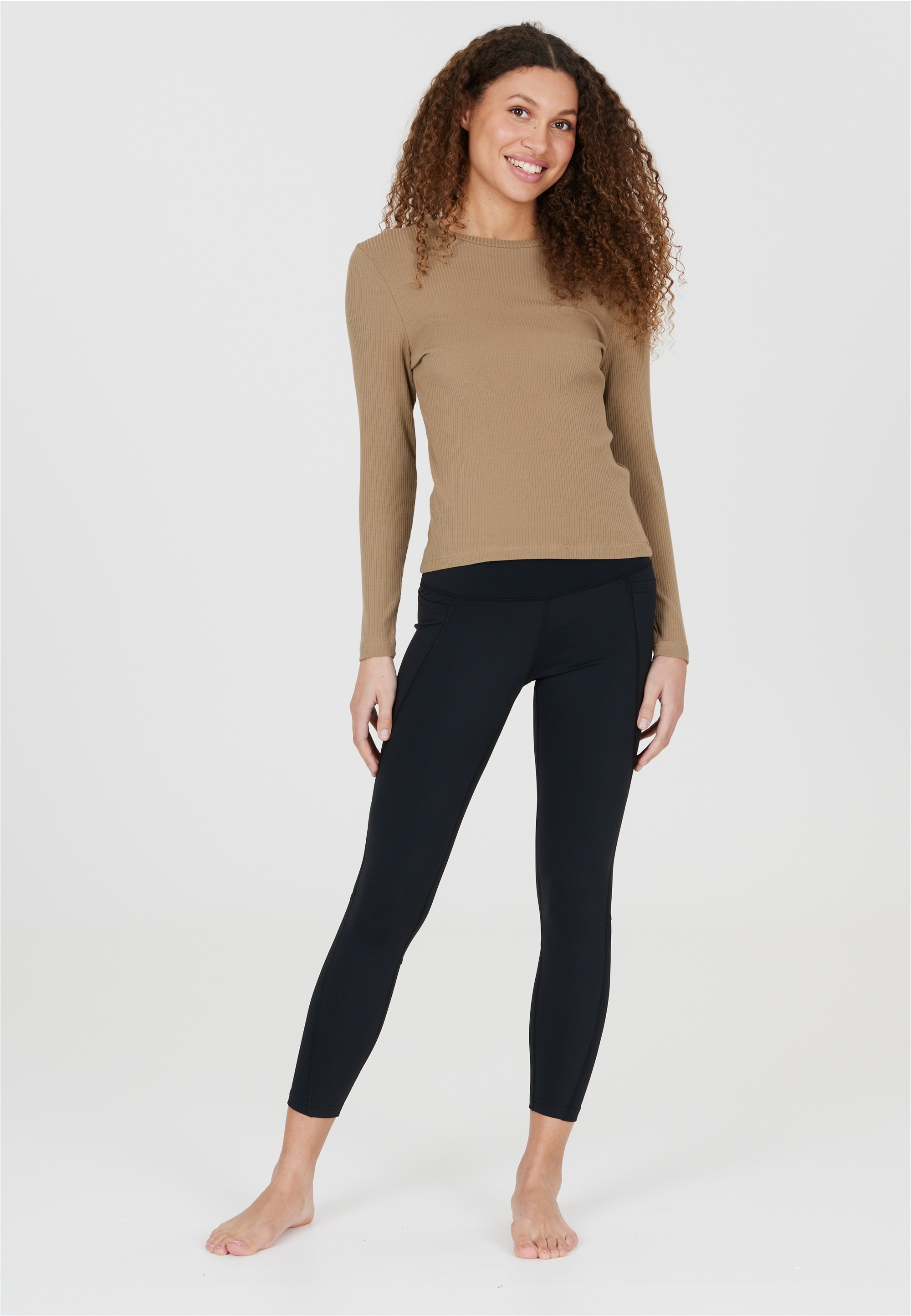 ATHLECIA Langarmshirt »Lankae«, (1 tlg.), mit feuchtigkeitsregulierenden Eigenschaften und 4-Wege-Stretch