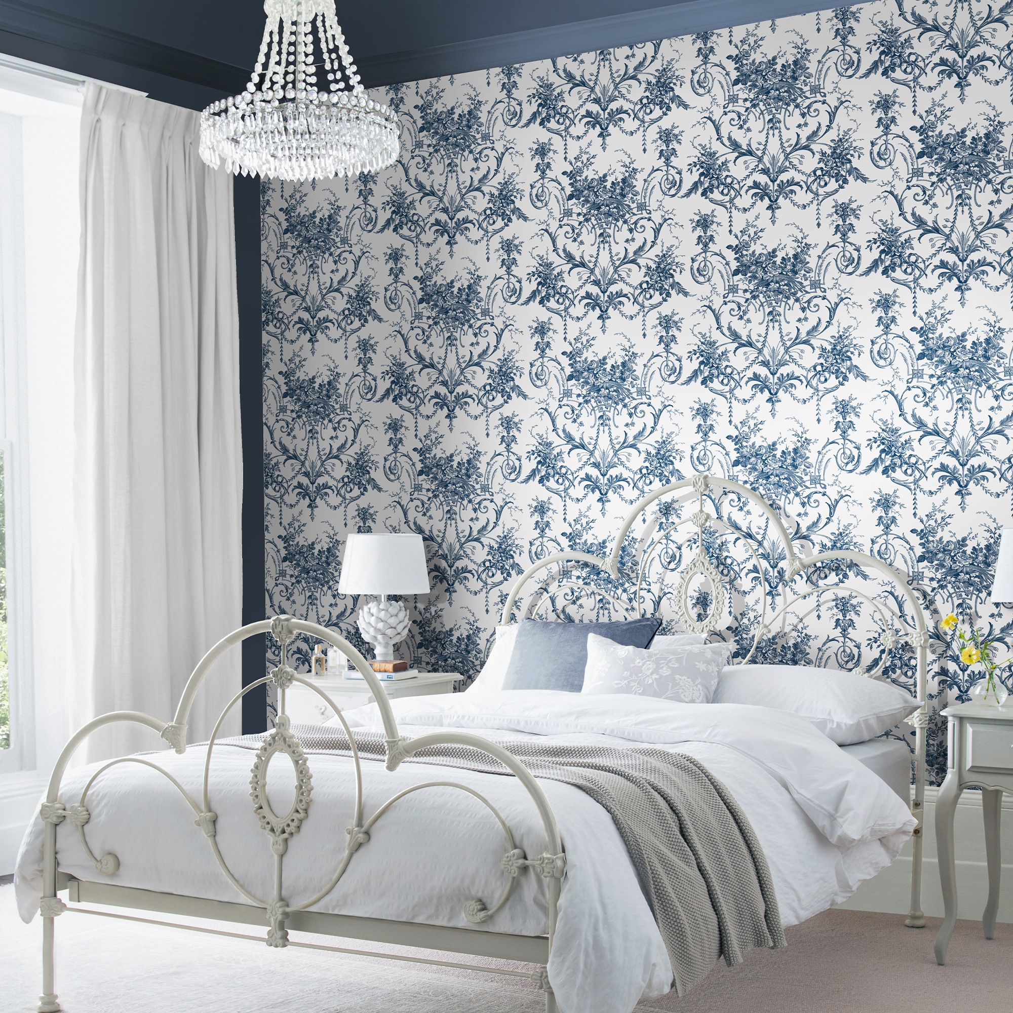 Laura Ashley Vliestapete "Tuileries" Geblümt Glatt 10mx52cm (ca. 5m2)