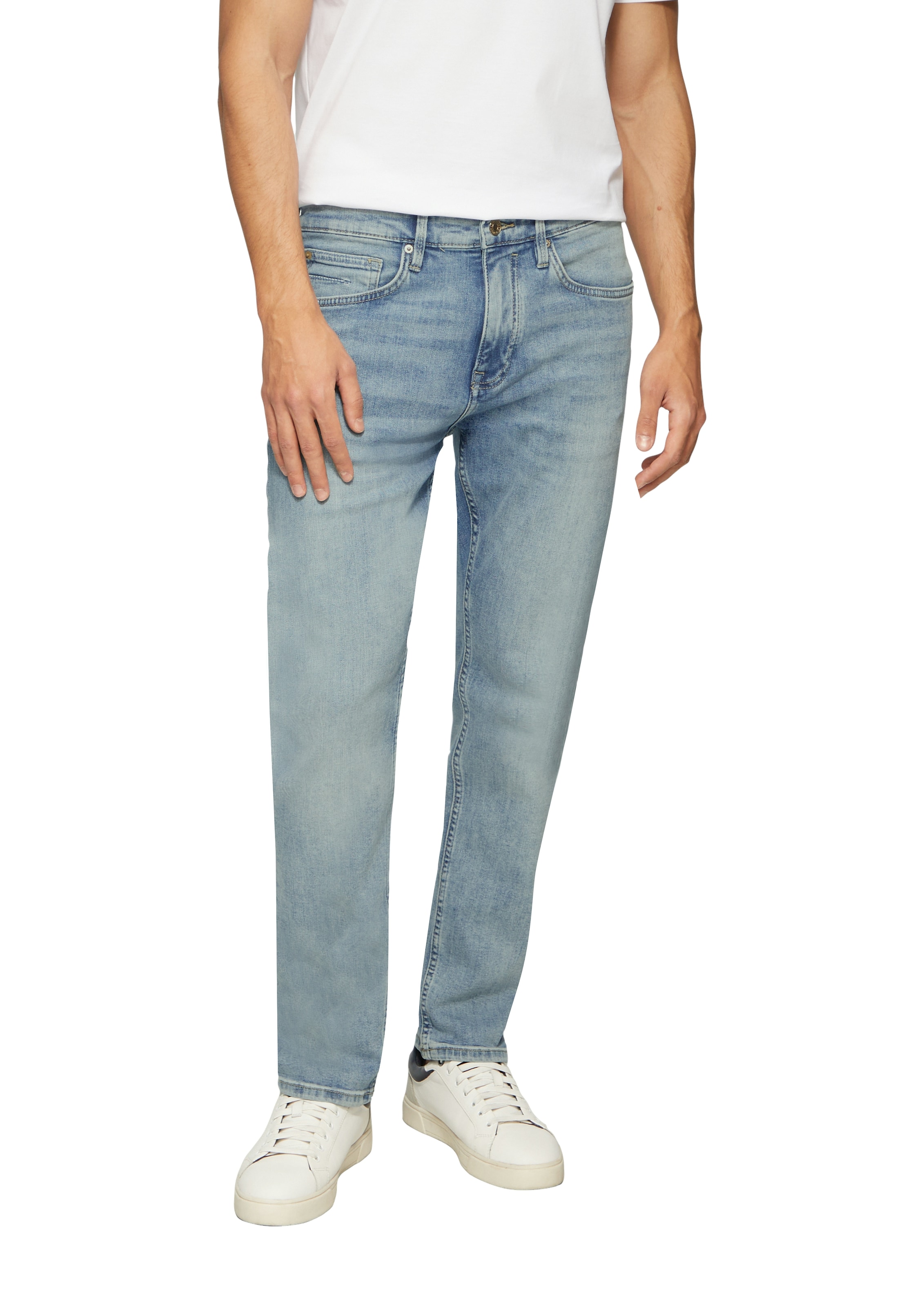 s.Oliver Slim-fit-Jeans, in mittelblauer Waschung