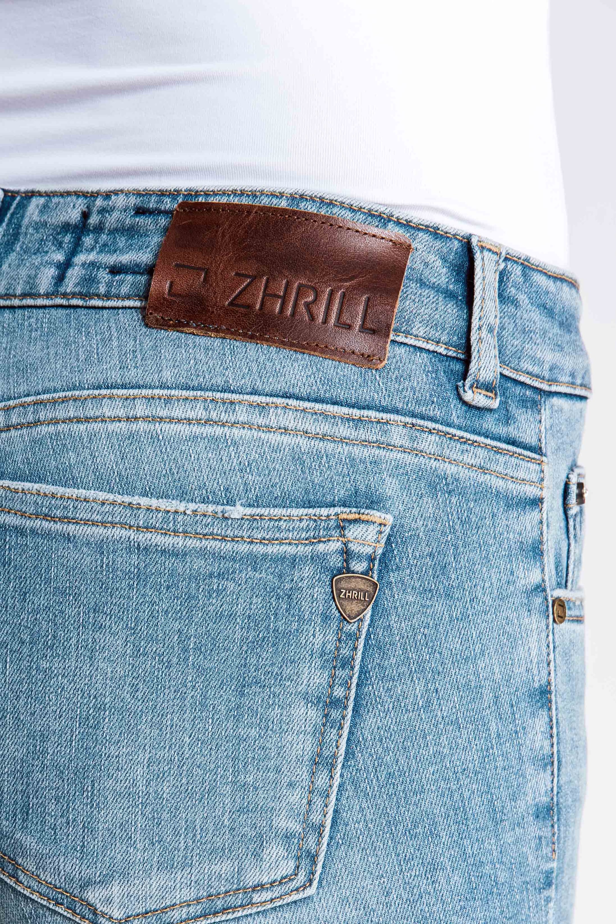 Zhrill Caprijeans, im Used-Look