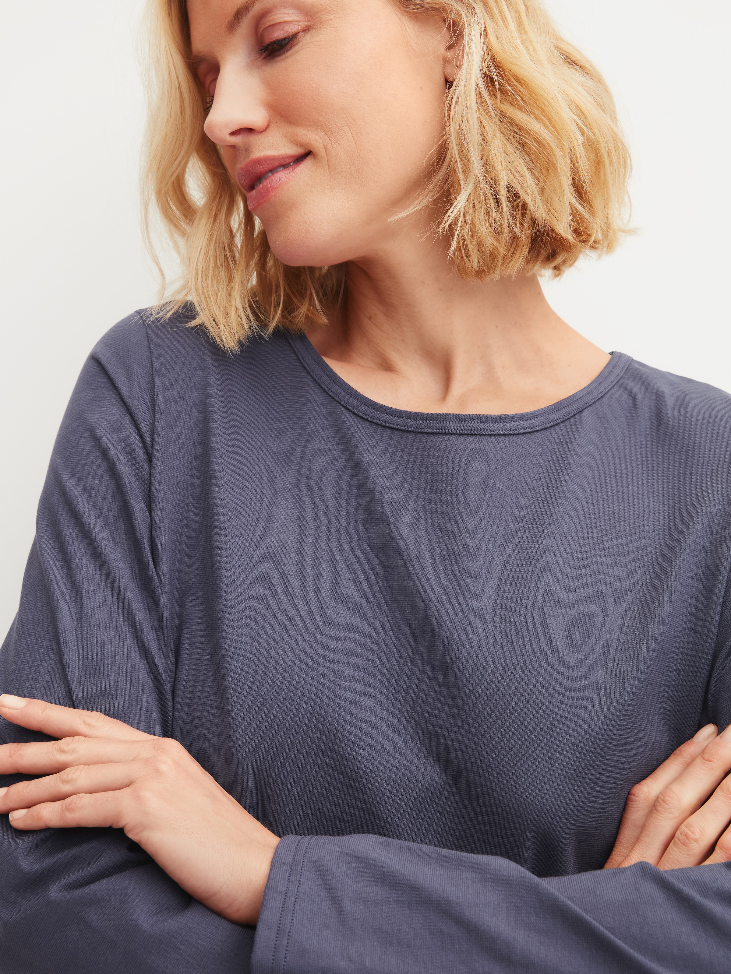 CALIDA Schlafanzug »Graphic Nights« 2 tlg. Streifen-Design, Single Jersey Qualität, Rundhals, Langarm, weich