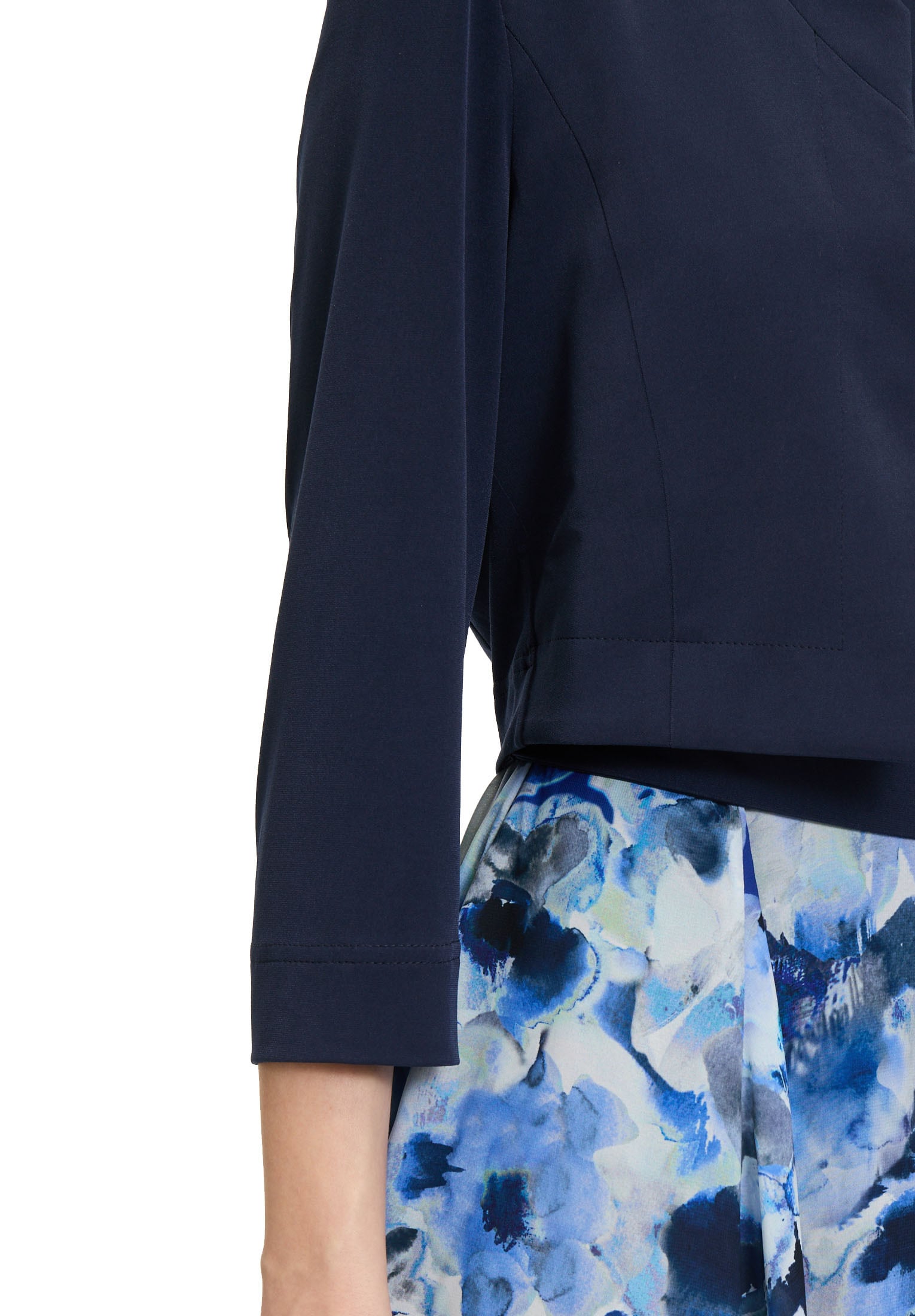 Vera Mont Sweatjacke »Vera Mont Damen Bolero-Jacke figurbetont«, Nahtführung