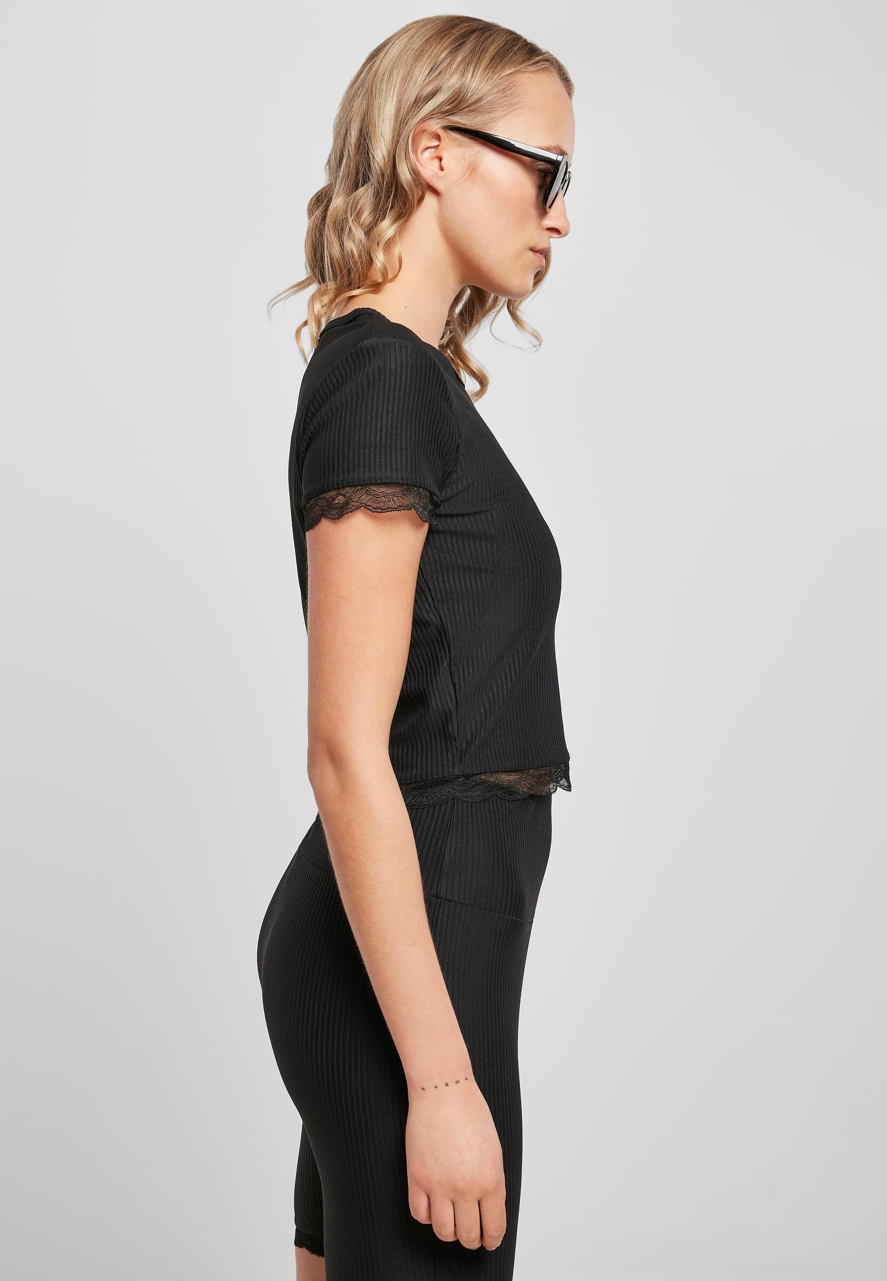 URBAN CLASSICS T-Shirt »Urban Classics Damen Ladies Cropped Lace Hem Tee« 1 Stk.
