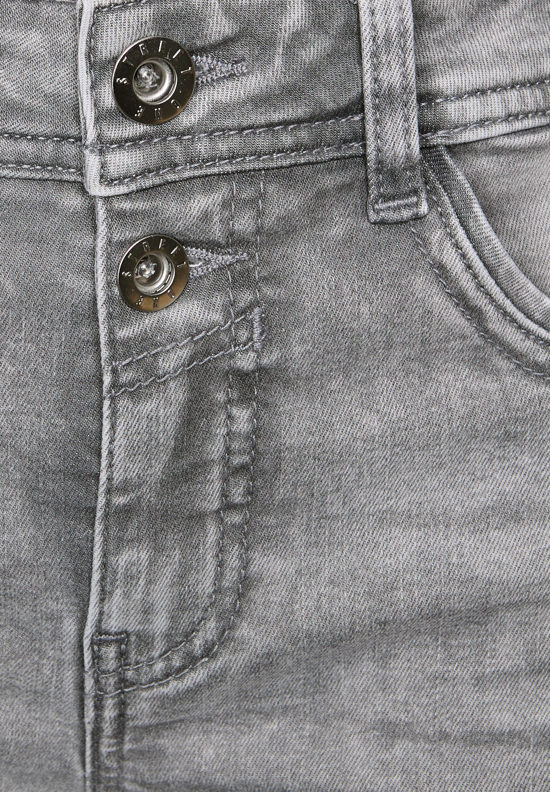 STREET ONE Straight-Jeans, im Five-Pocket Style